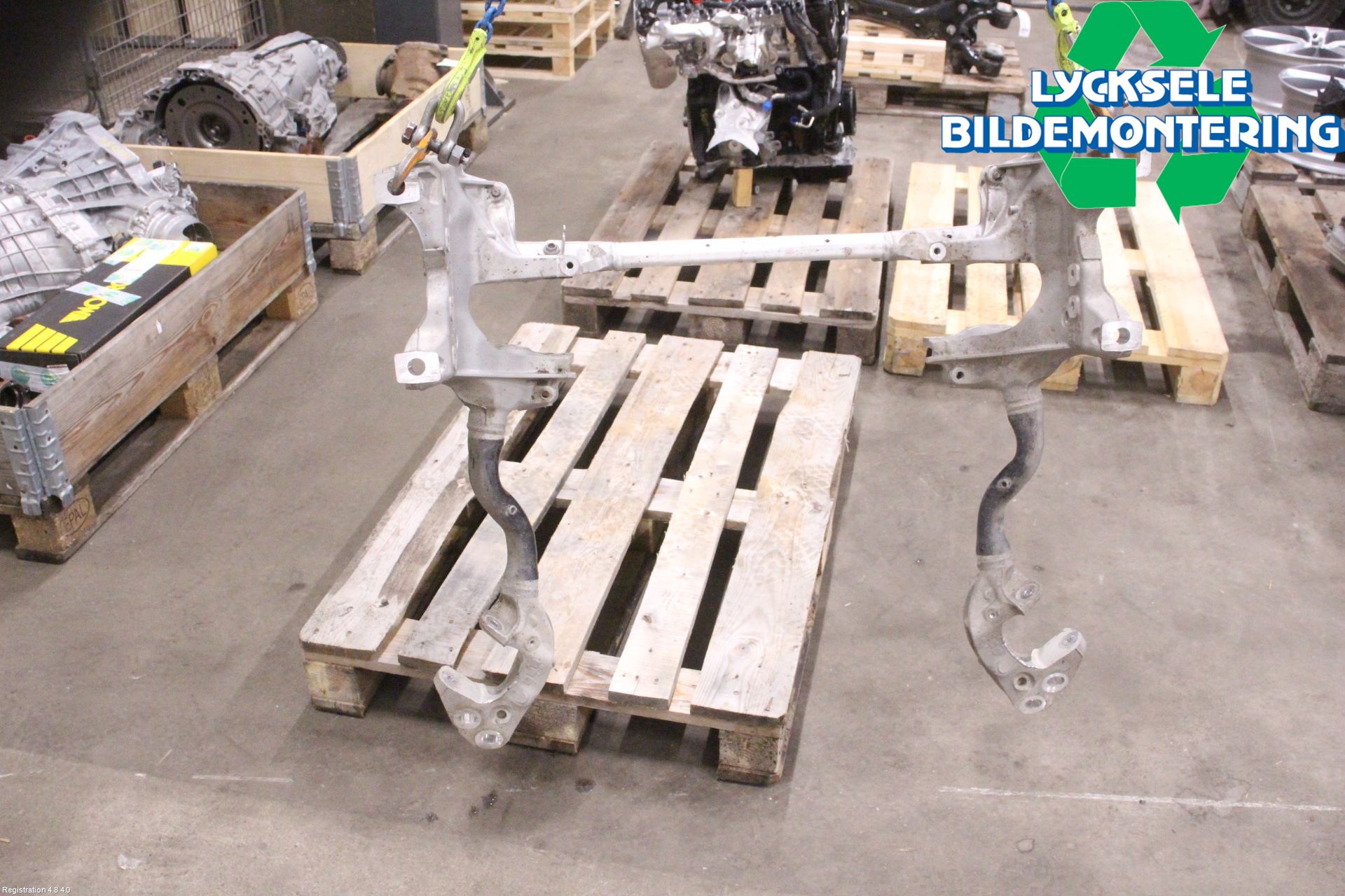 Audi Q8/SQ8 4M 19- Framvagnsbalk