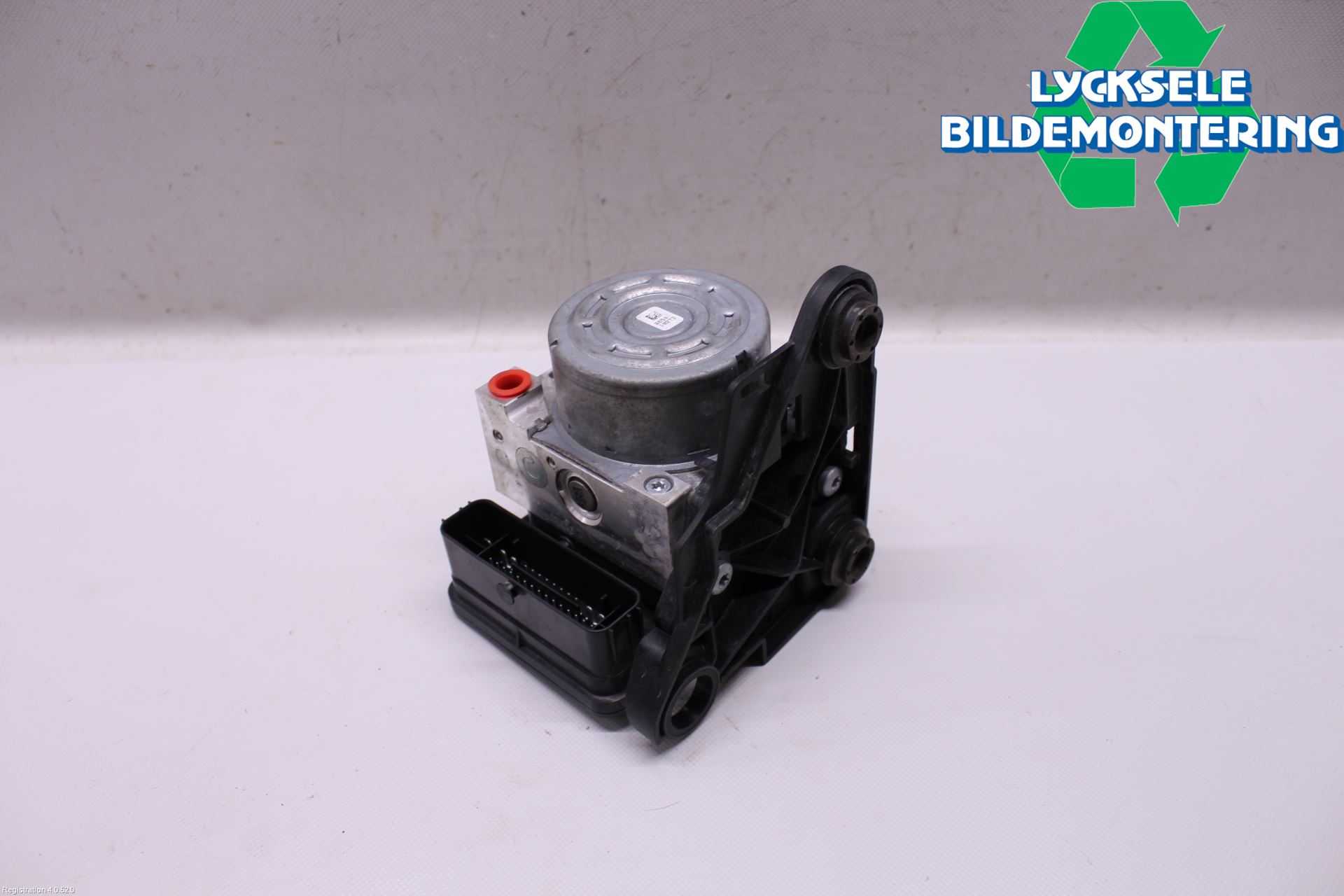 Volkswagen VW PASSAT 15-19 Abs Hydraulaggregat