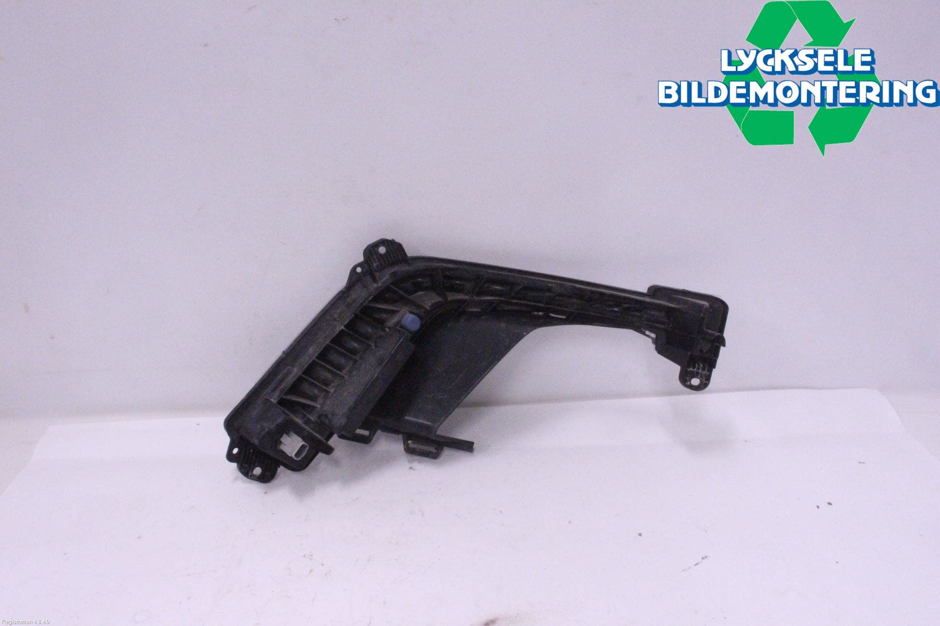 Peugeot 308 08-13 Positionsljus Fram Hö