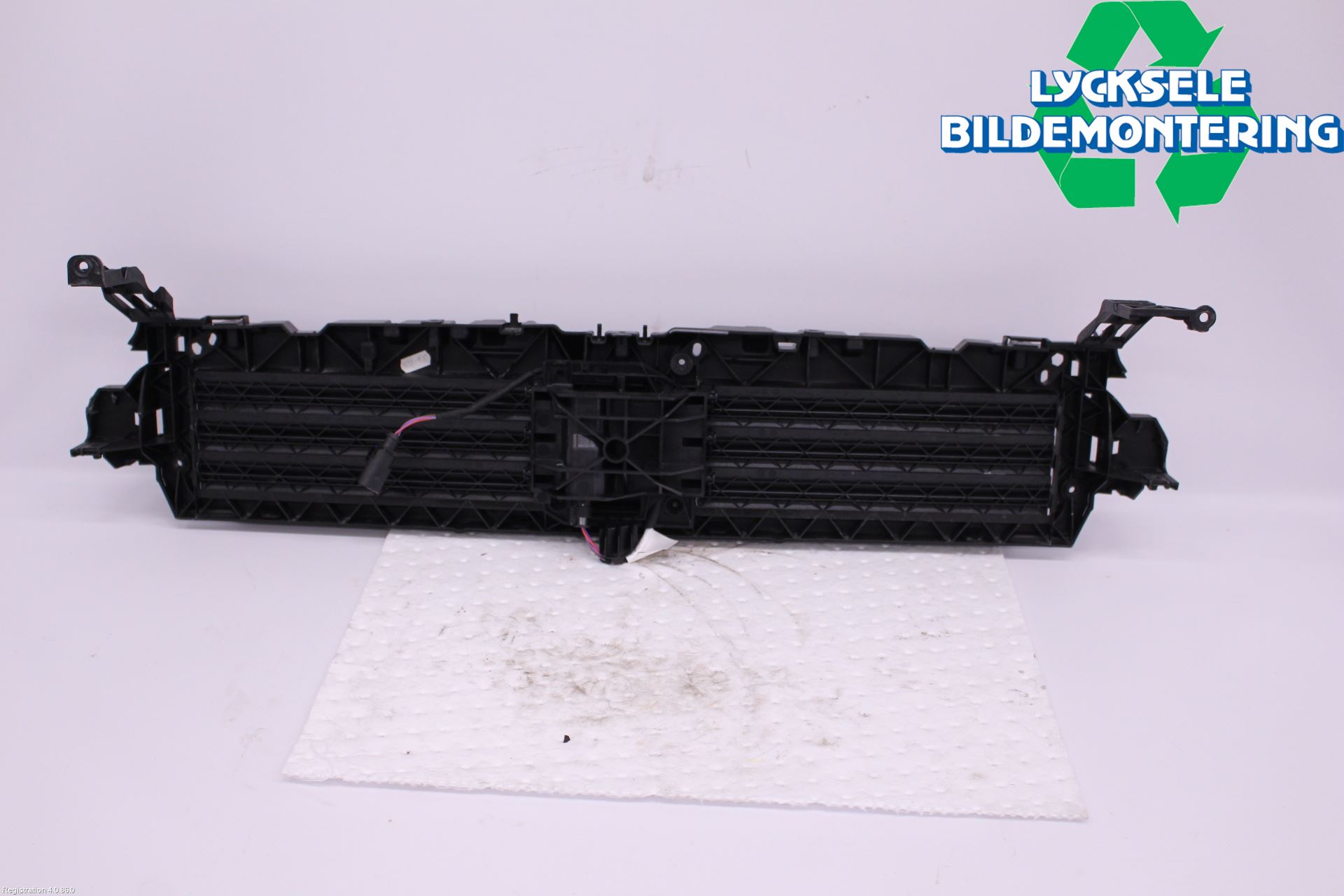 Audi A4/S4 B9 20- Deflektor Plåt-Plast Kylning