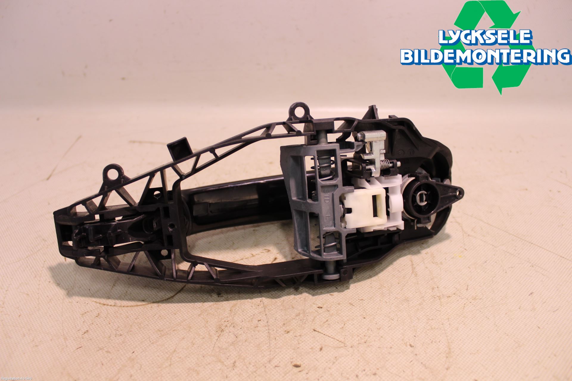 BMW 5 G30/G31/F90 17-23 Dörrhandtag Yttre Vä