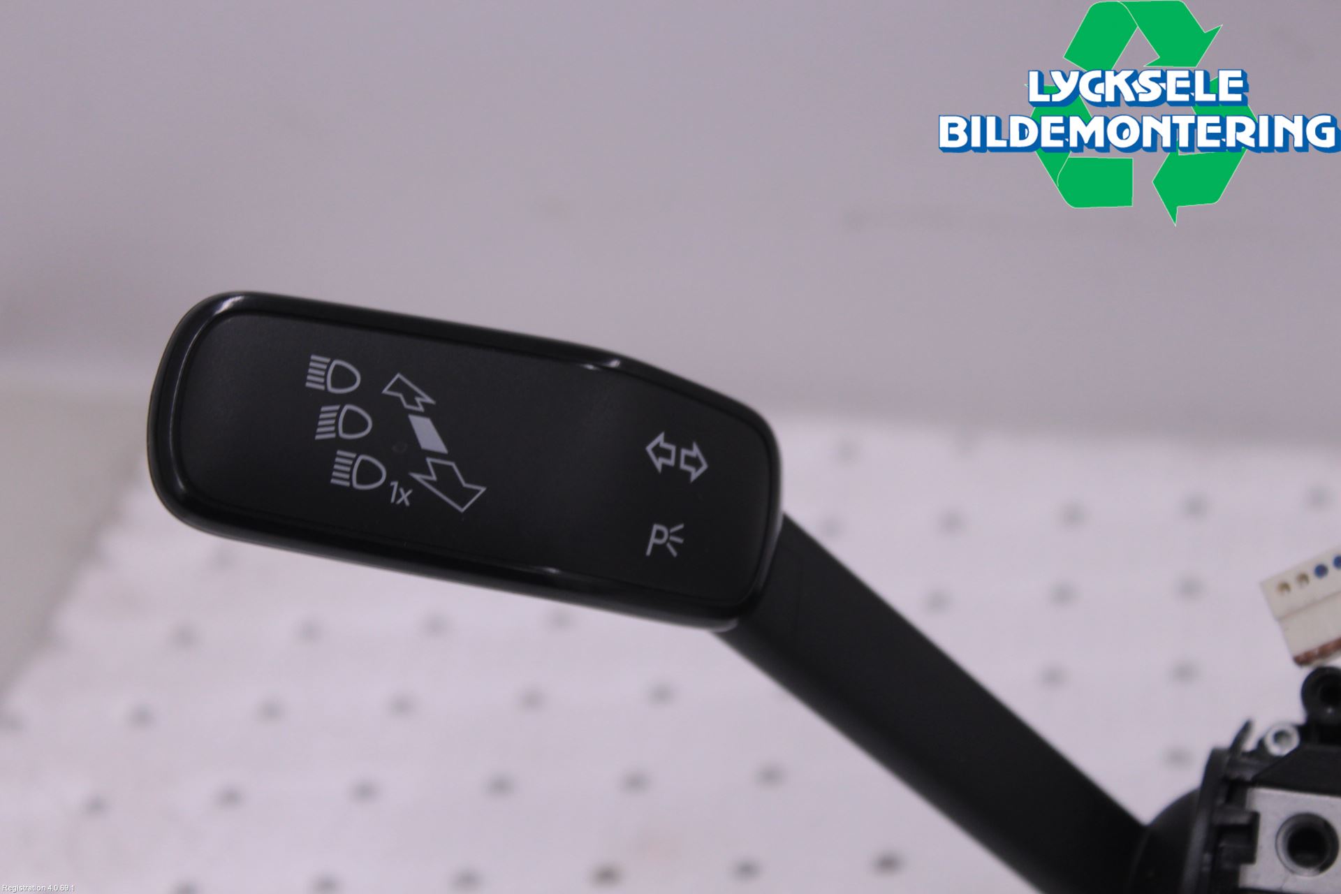 Volkswagen VW GOLF / E-GOLF VII 13-20 Spakcentral