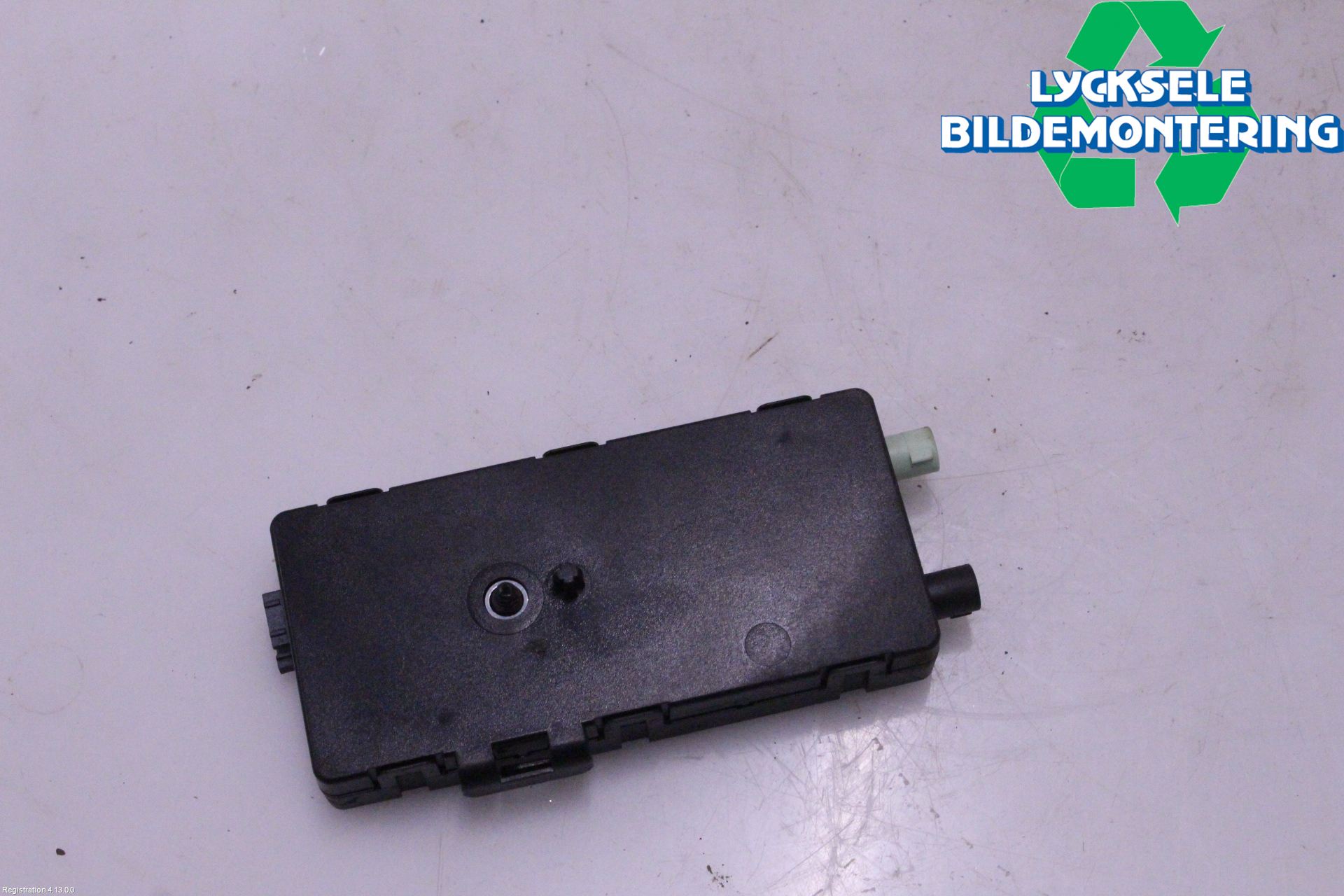 BMW 1 F20/F21 11-19 Antennförstärkare