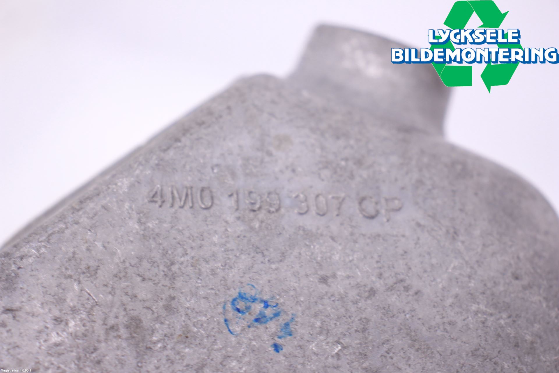 Audi A6 F2/C8 19- Motorfäste