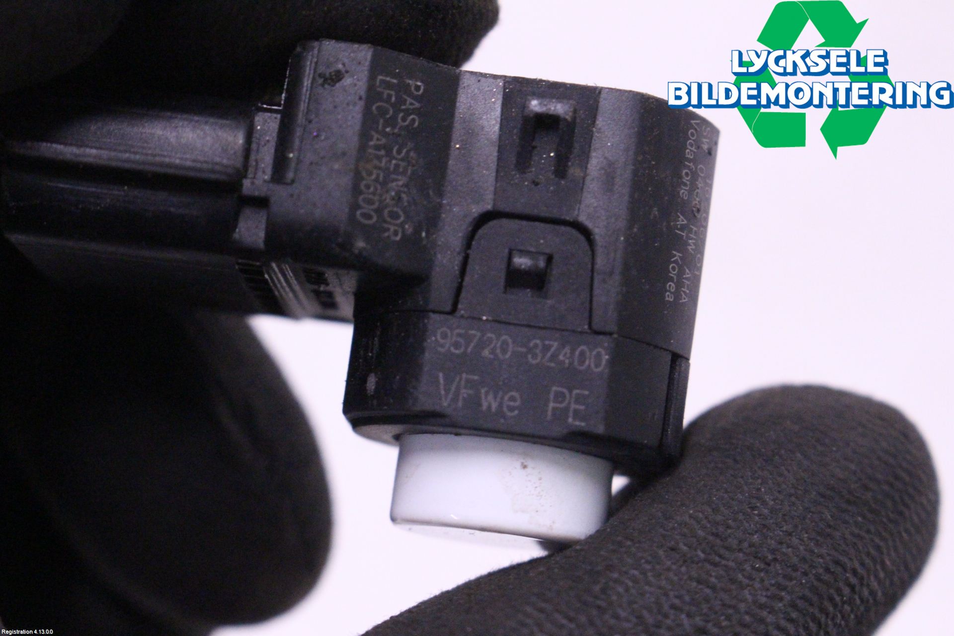 Hyundai i40 16-18 Parkeringshjälp Backsensor