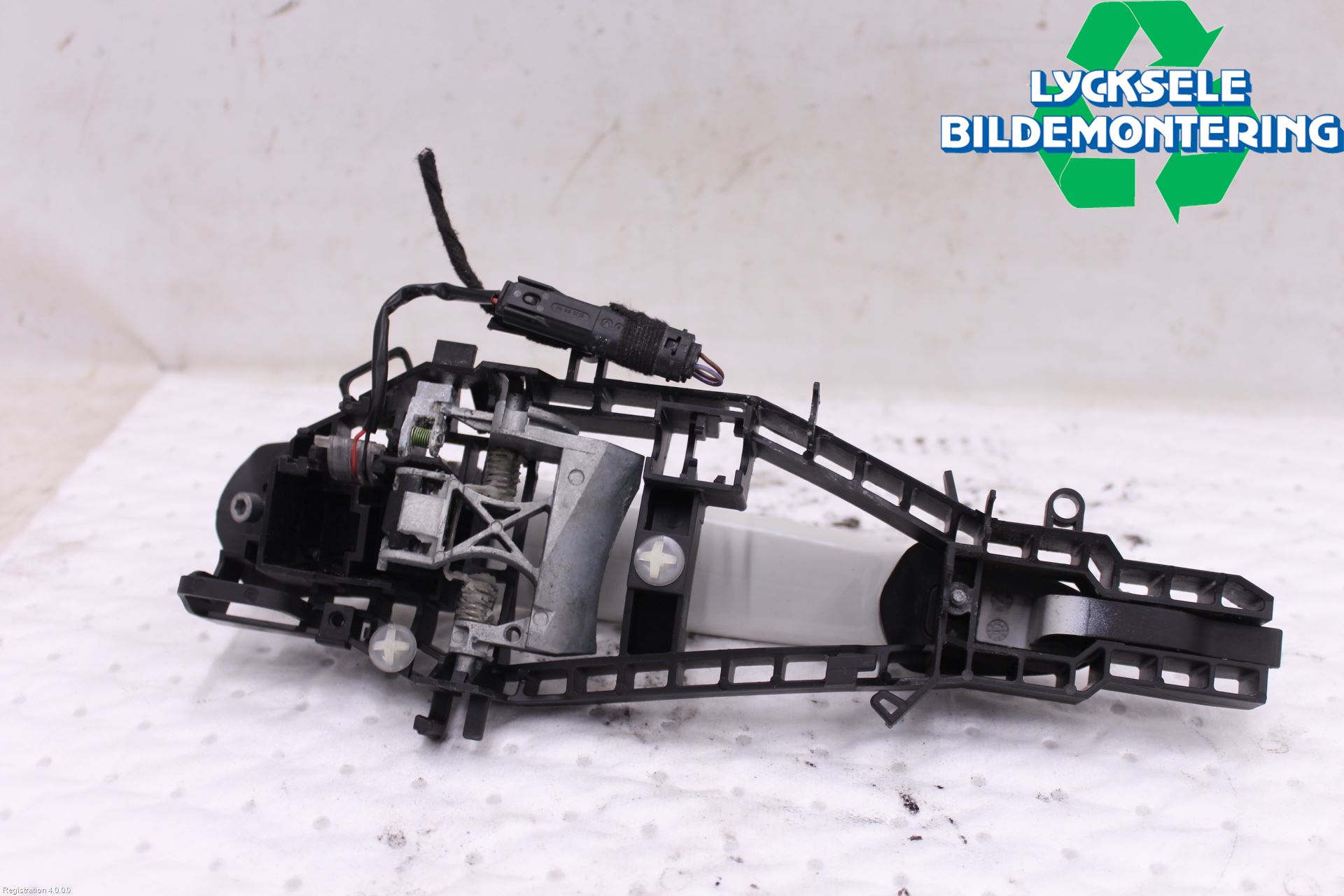 BMW 3 F30/F31/F80 12-19 Dörrhandtag Yttre Hö