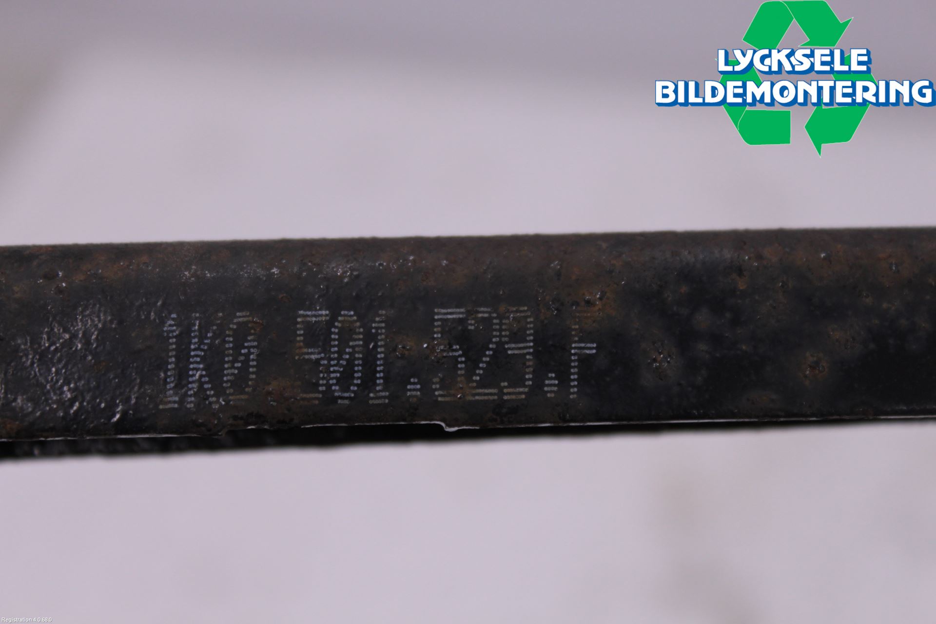 Volkswagen VW TIGUAN 07-16 Bärarm Bak Vänster