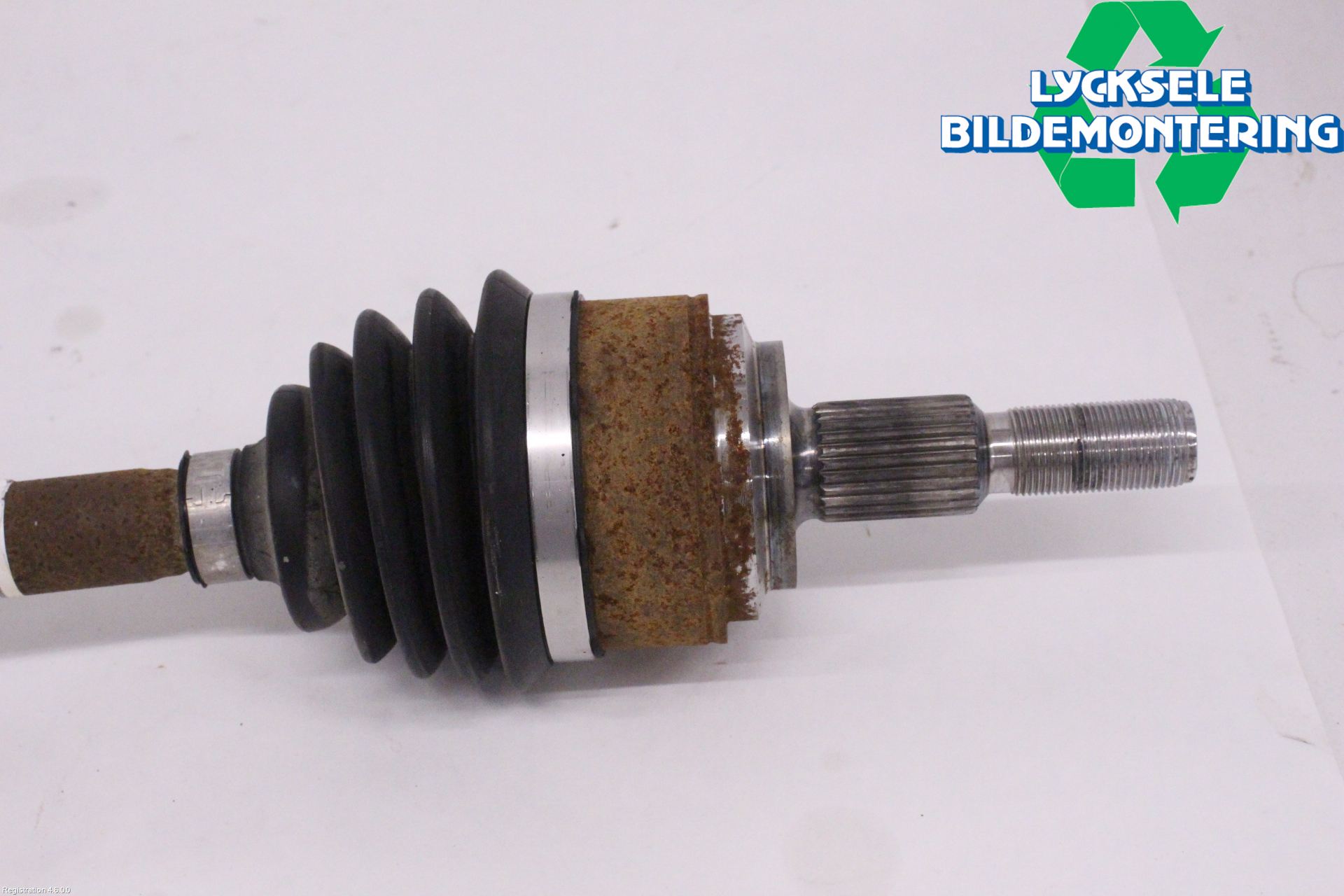 Ford KUGA/KUGA PHEZ/FHEV 20- Drivaxel Fram Höger