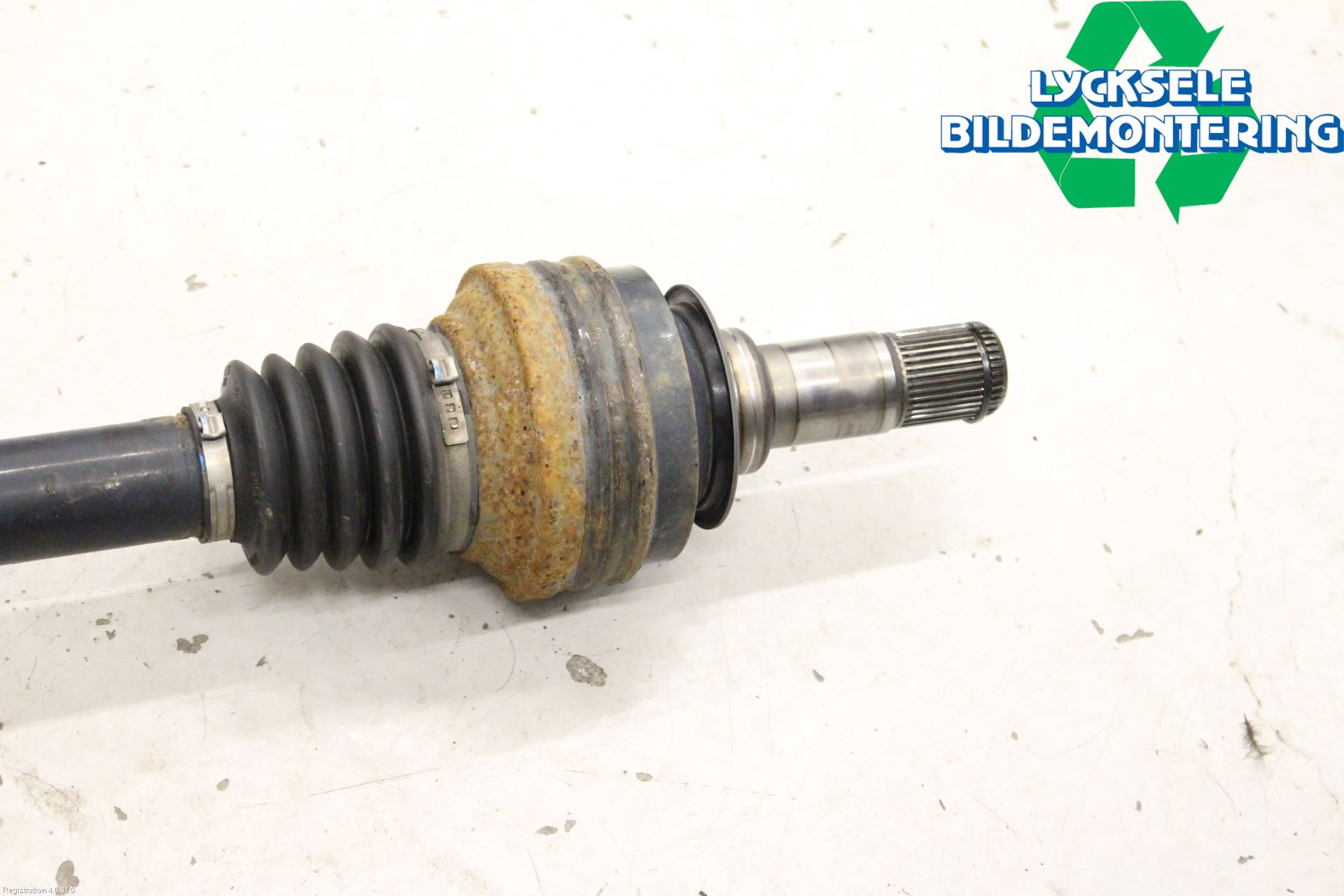 Volkswagen VW TOUAREG 7L 03-10 Drivaxel Bak Vänster