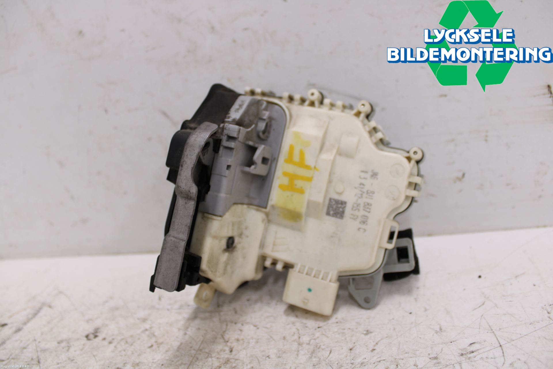 Audi A4 ALLROAD 09-16 Låskista-Dörrlås