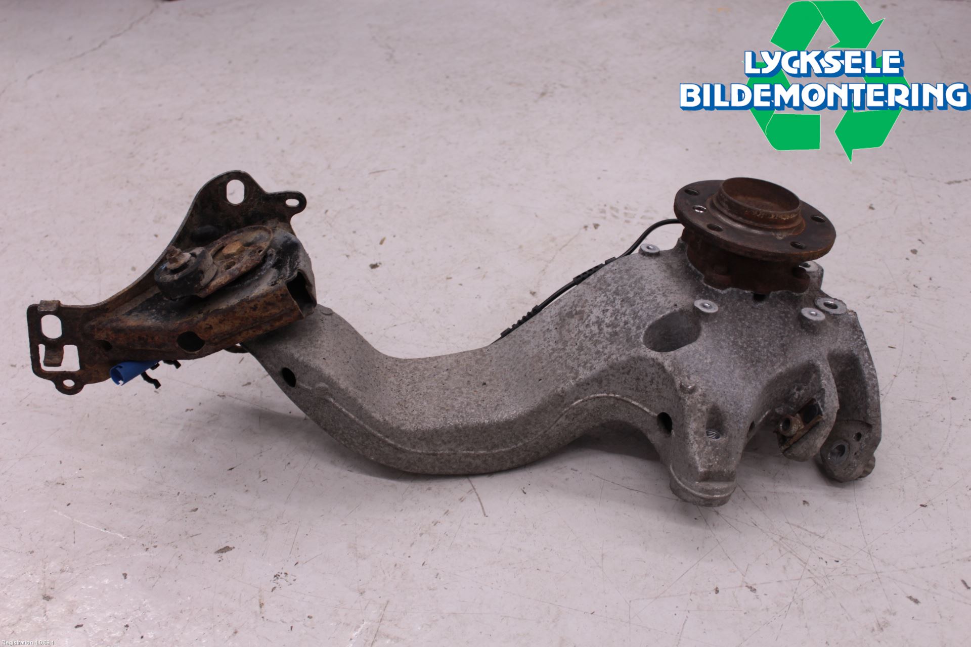 Mini COUPE R56 05-14 Hjullagerhus-Spindel Vä B