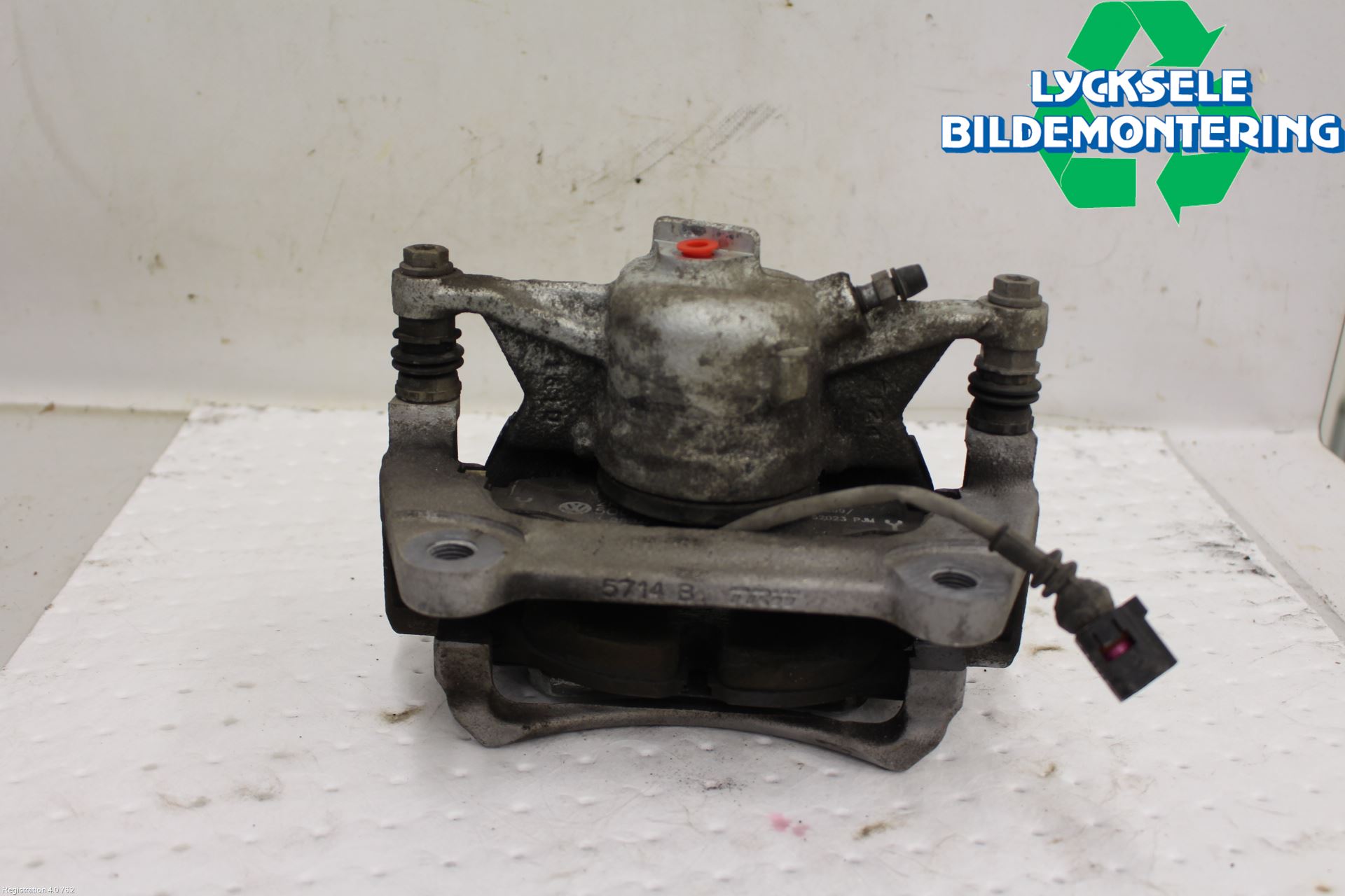 Audi A3/S3 8Y 21- Bromsok Fram Höger