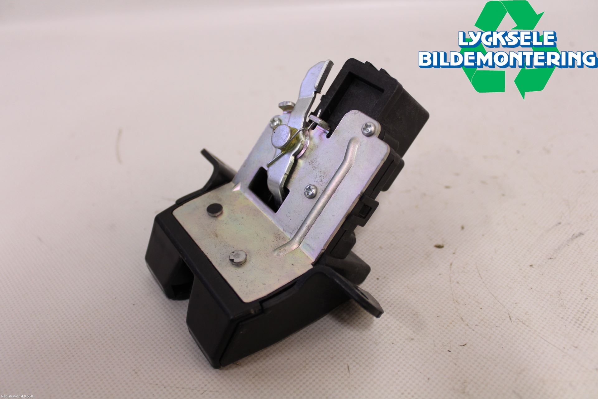 Kia CEED 12-18 Låskista Baklucka