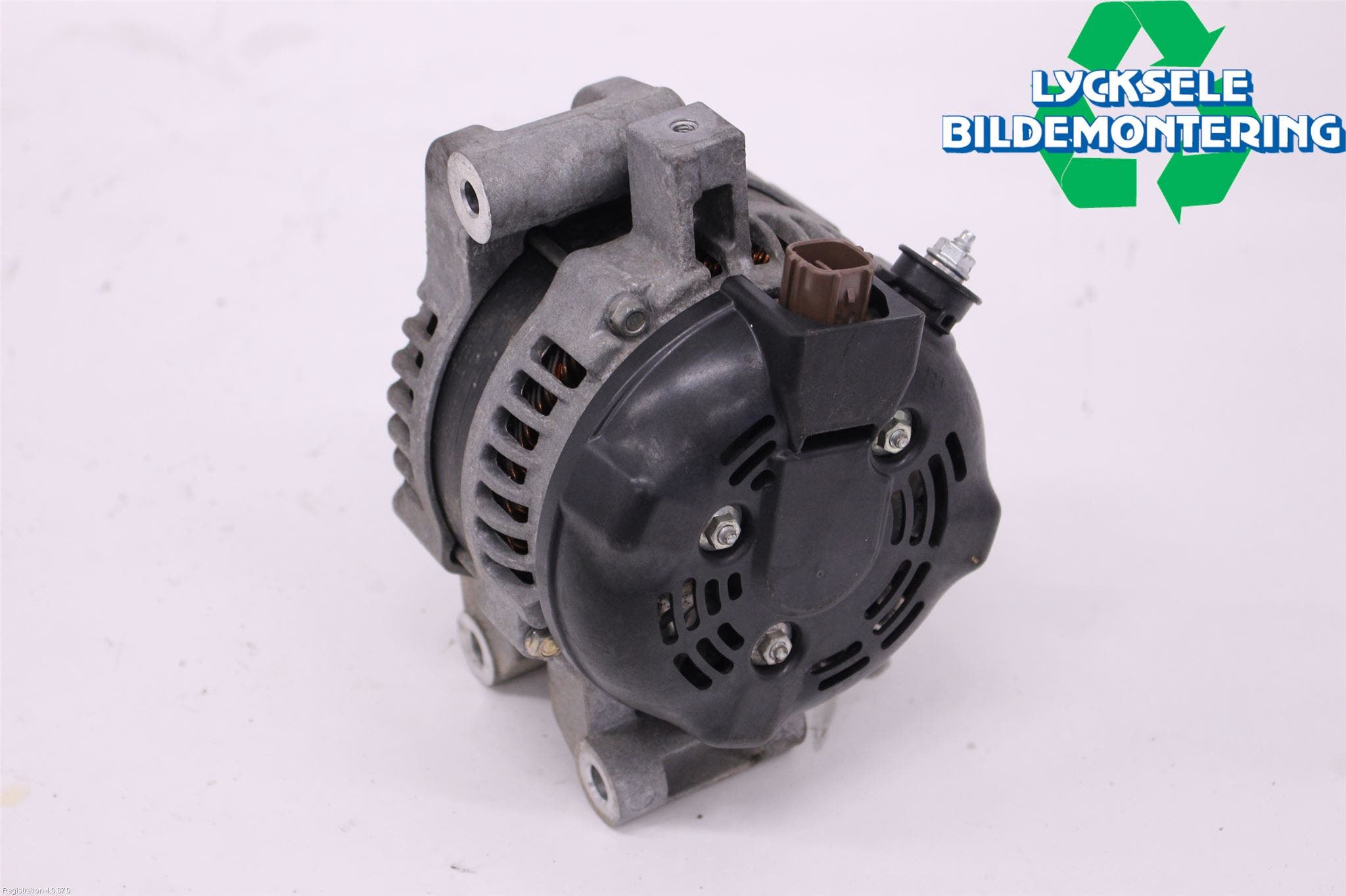 Toyota AVENSIS 09-15 Generator