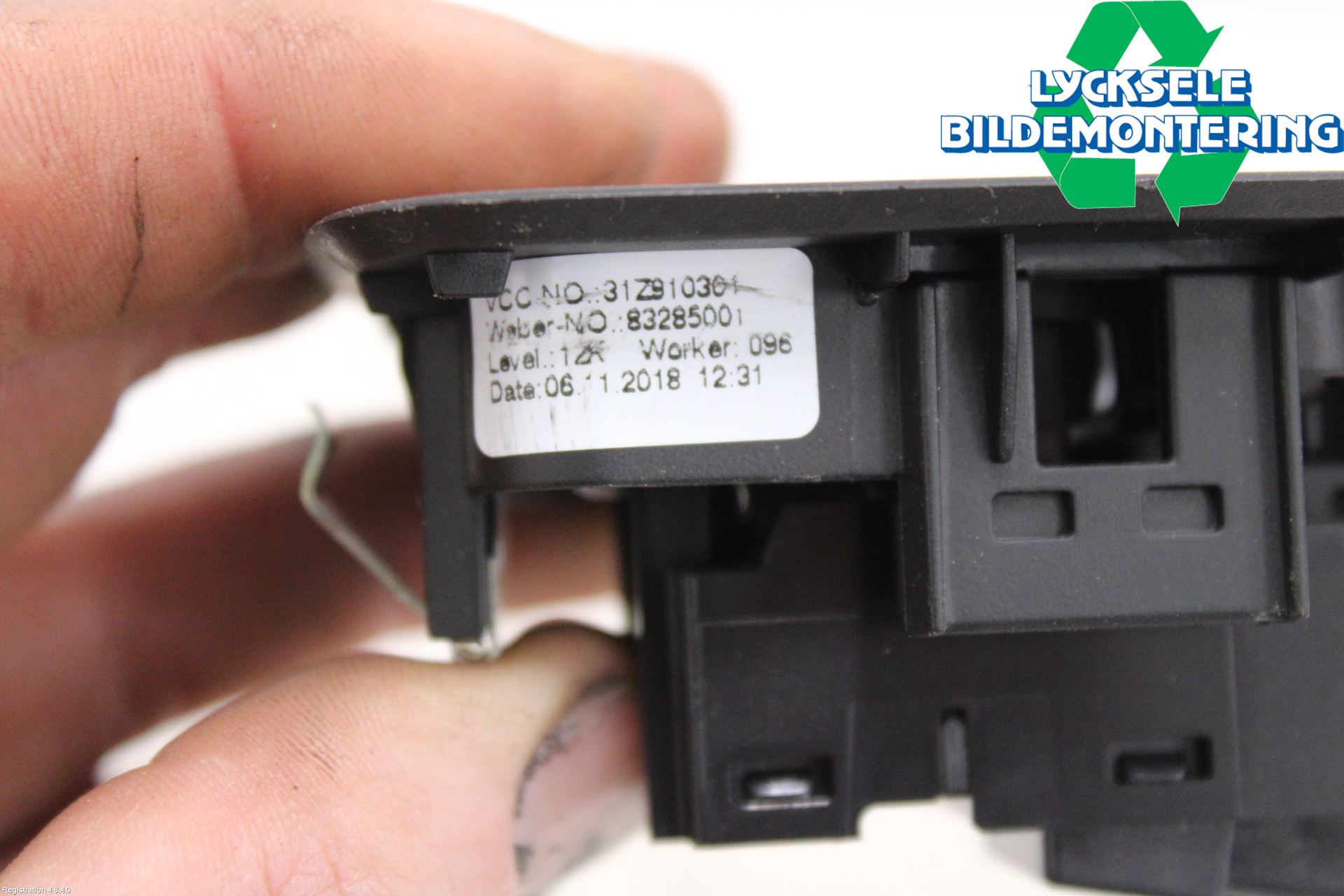 Volvo V60 19- Strömställare Elhiss