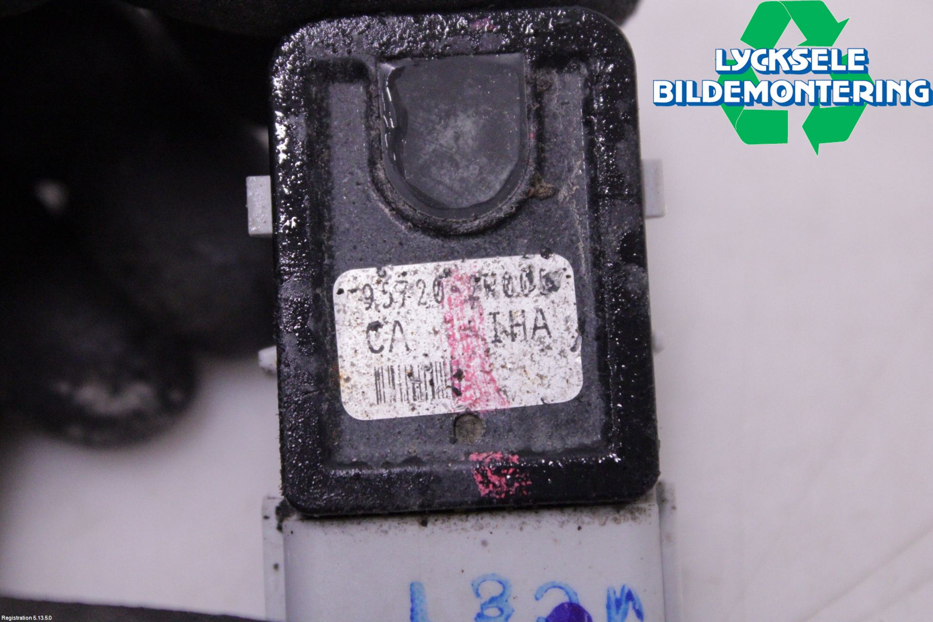 Hyundai SANTA FE 13-18 Parkeringshjälp Backsensor