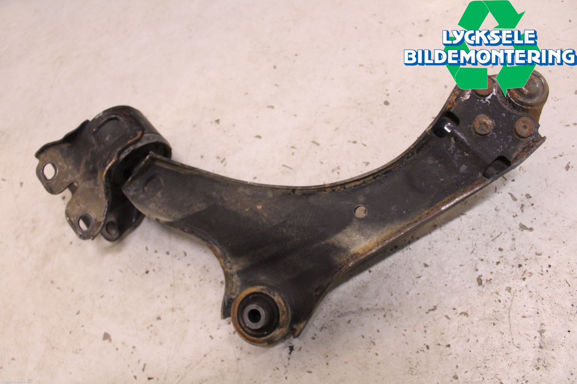 Volvo S60 11-13 Bärarm Fram Undre Hö