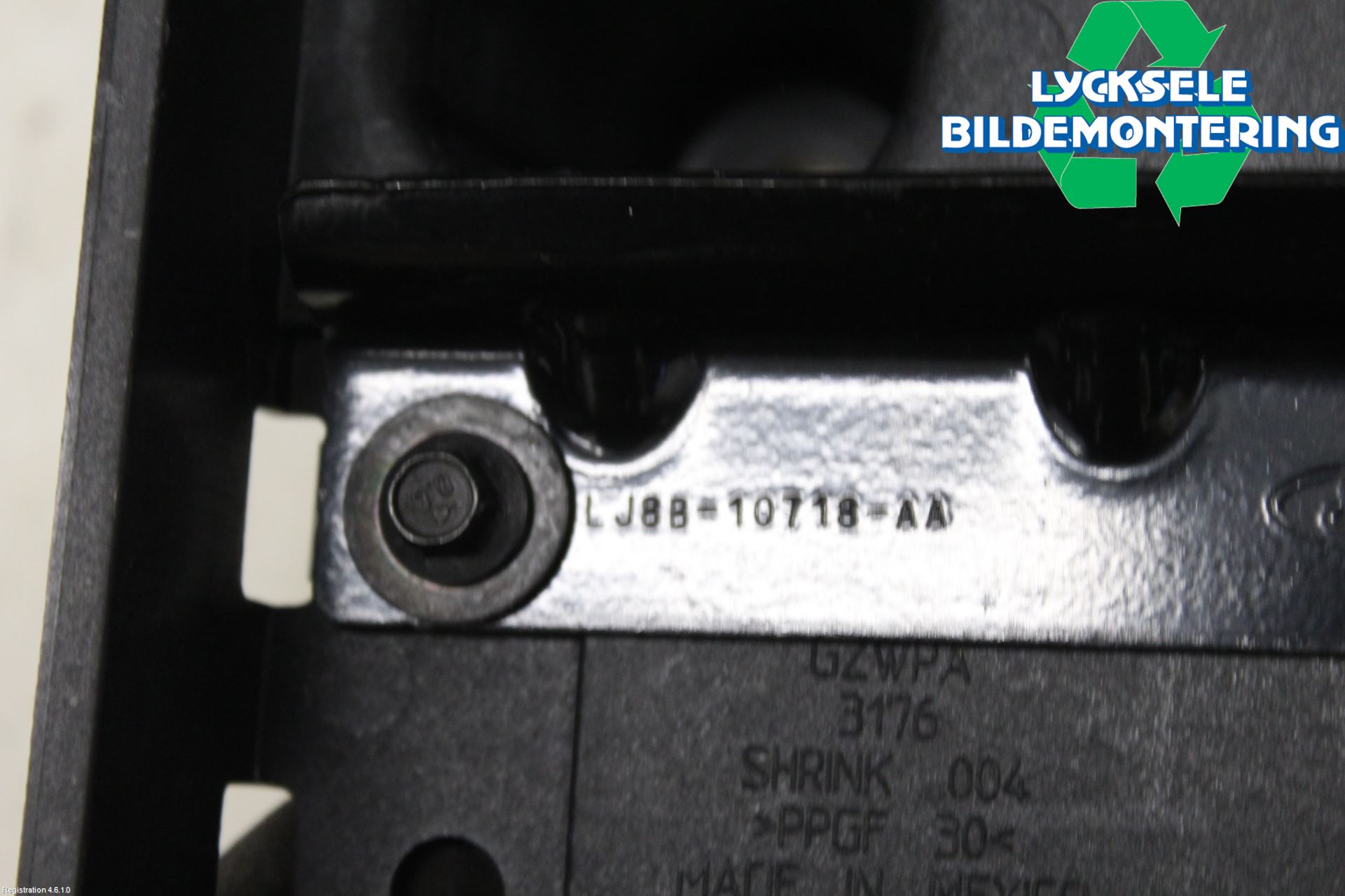 Ford MUSTANG Mach-E 21- Batterilåda-Fäste-Hållare