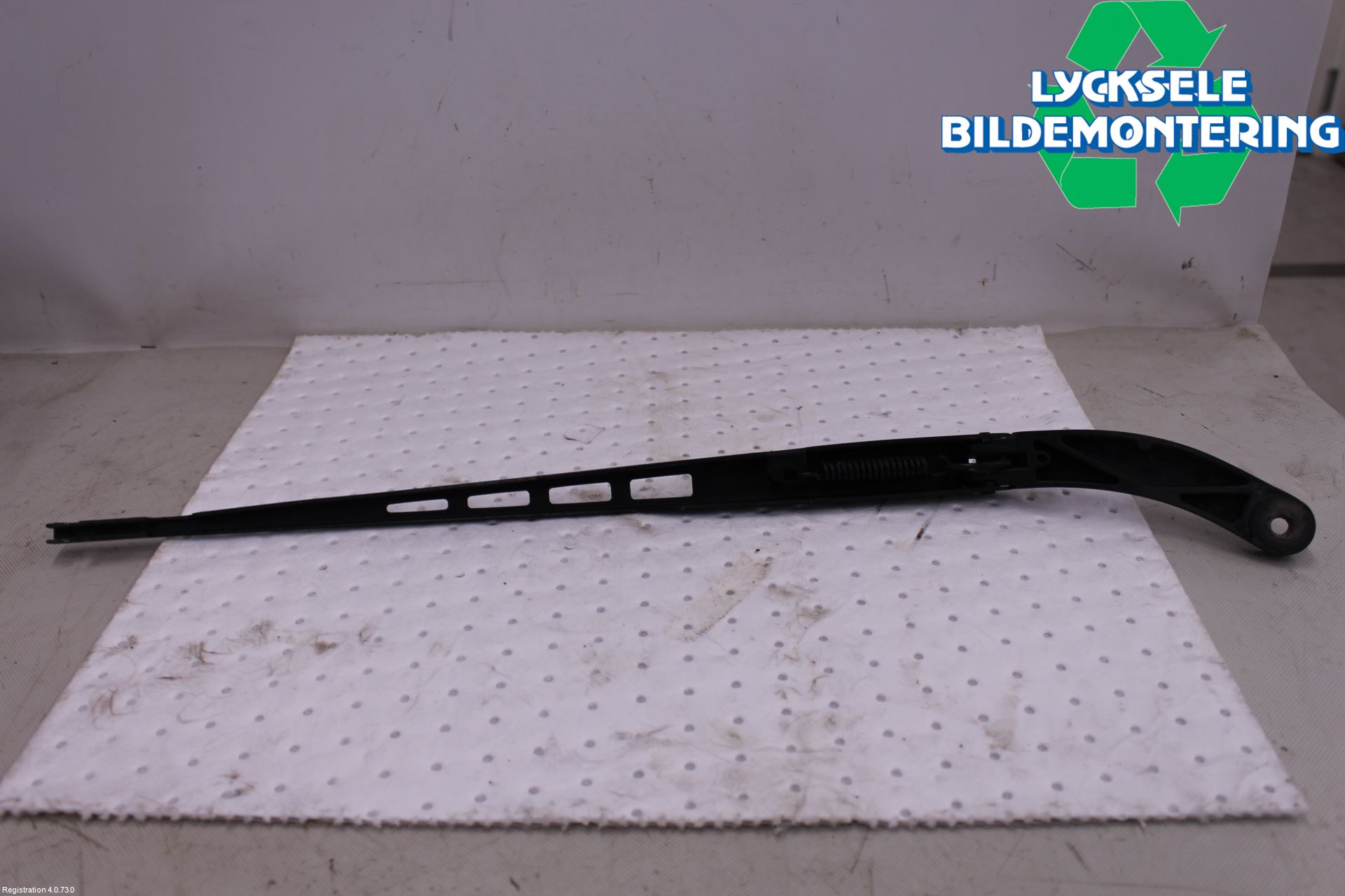 Audi ALLROAD 06-11 Torkararm Armar Vindruta