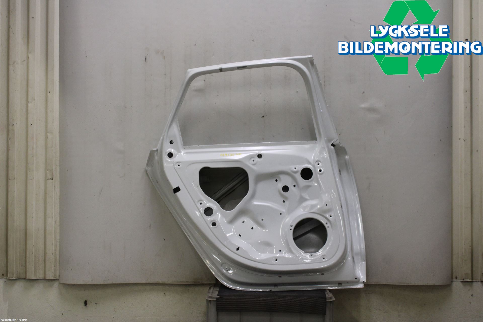 Audi A6 ALLROAD 12-18 Dörr Bak Vänster