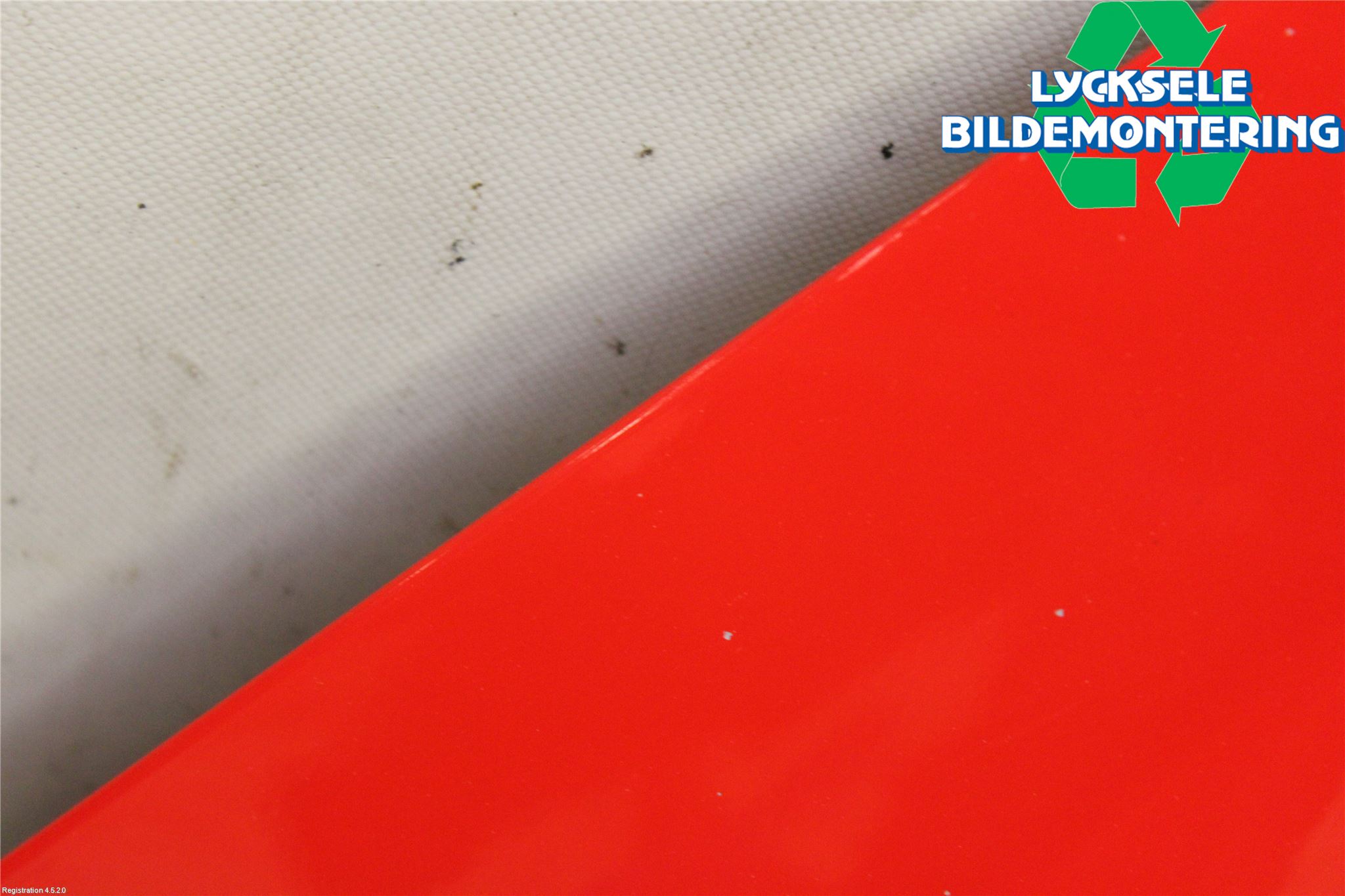 Ford FOCUS 15-18 Huv Fram