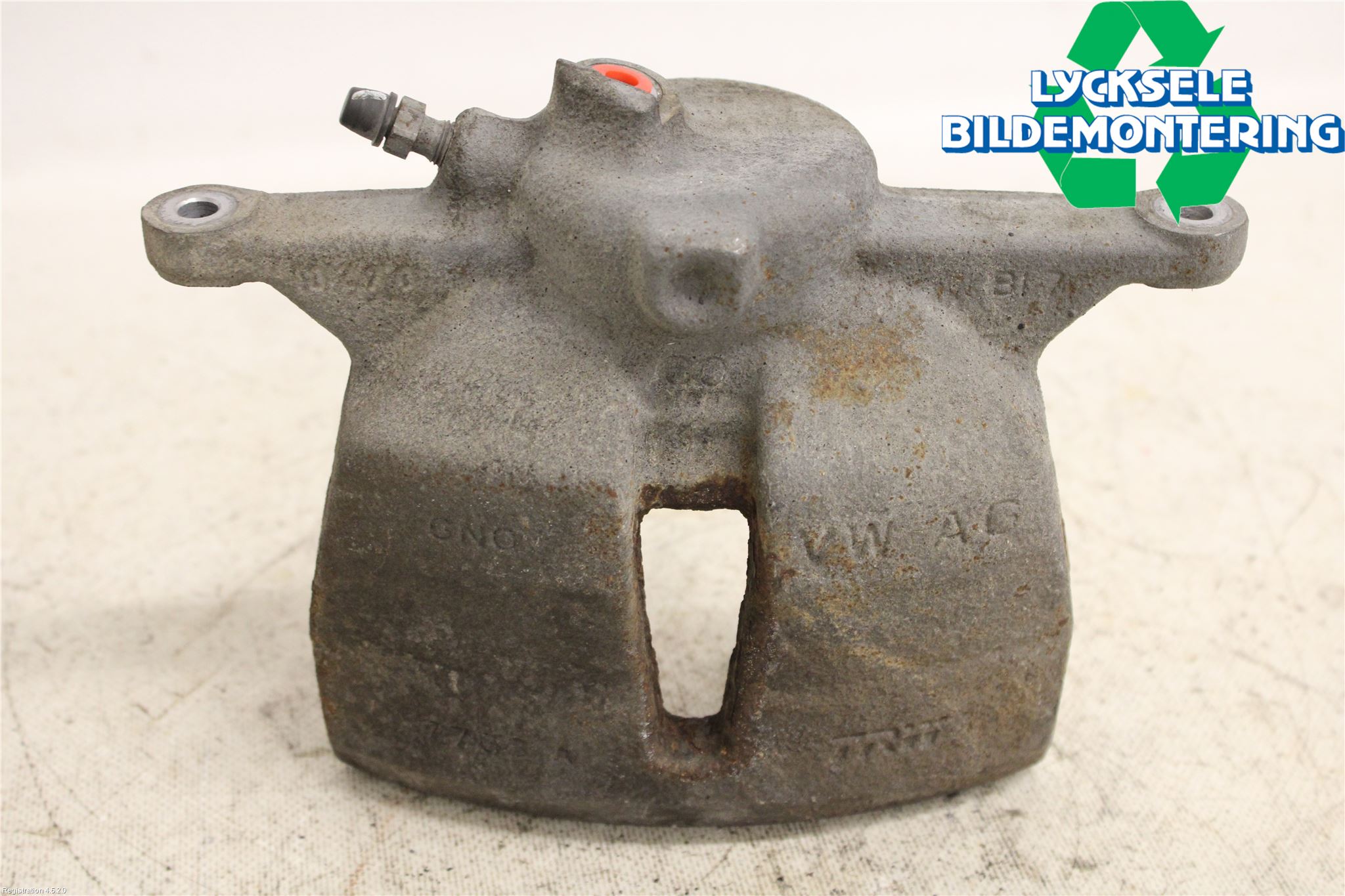 Volkswagen VW TIGUAN 16-24 Bromsok Fram Höger