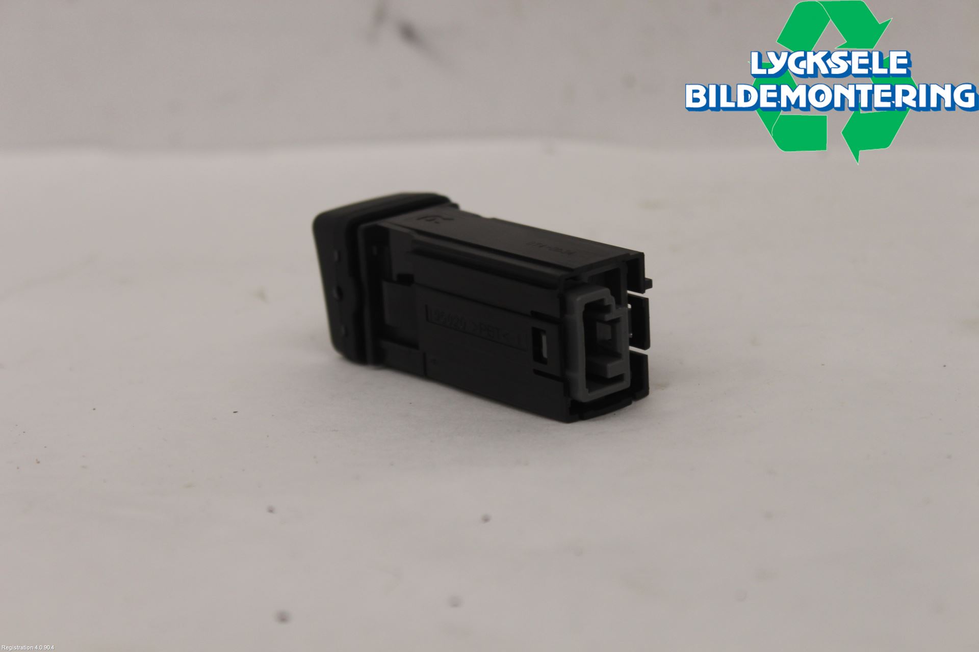 Toyota COROLLA 19- Strömställare Stolvärme