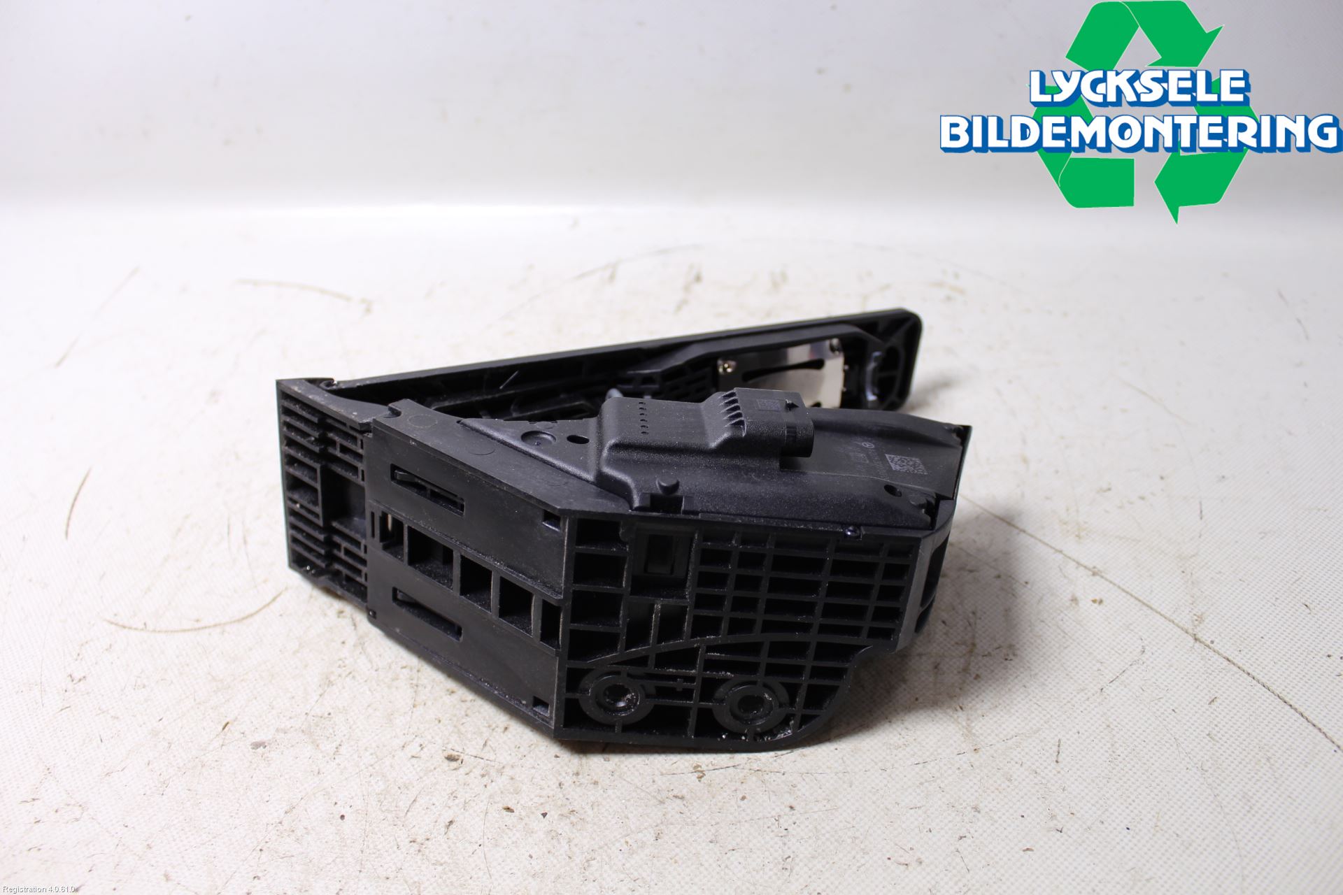Mercedes-Benz MB C-KLASS (W205) 14-21 Gaspedal