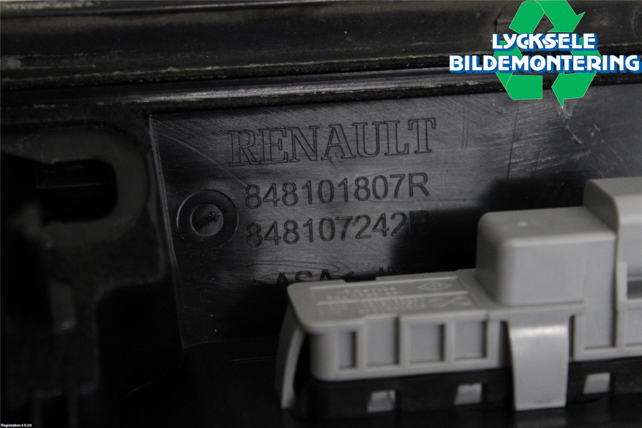 Dacia DUSTER 10-17 Bakluckehandtag