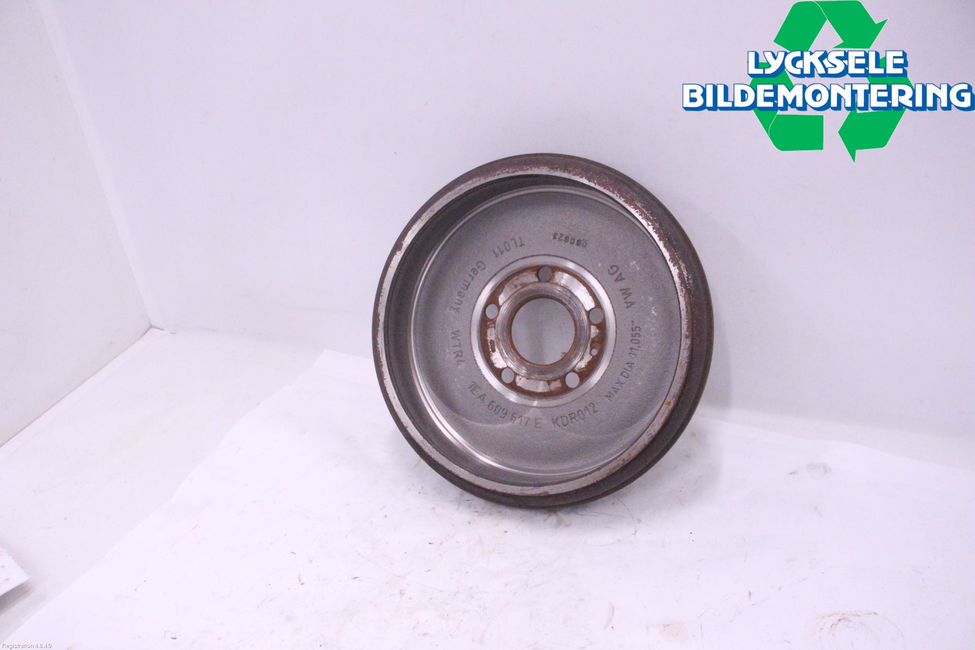 Volkswagen VW ID.4 21- Bromstrumma Bak