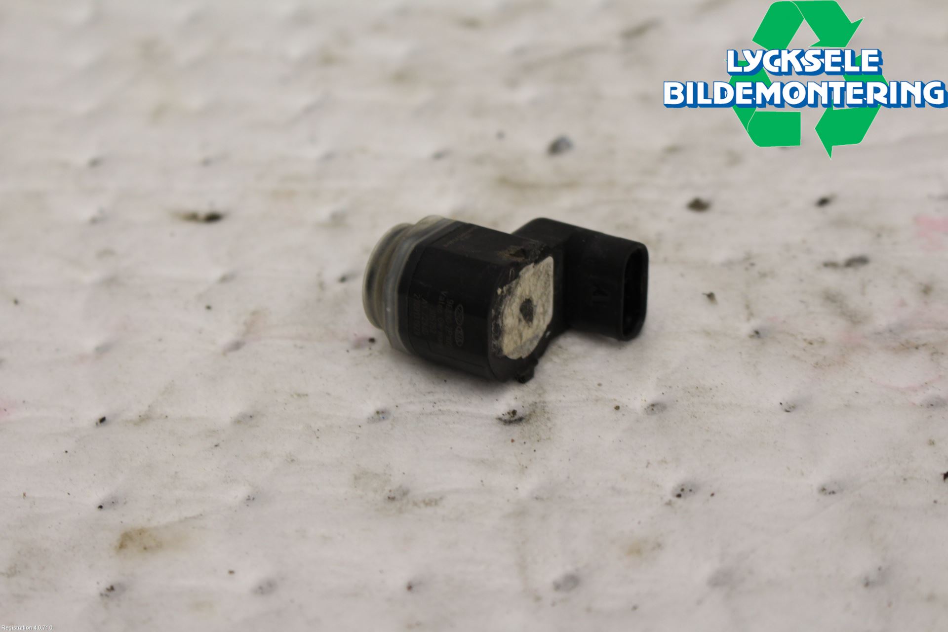 Kia SORENTO 10-14 Parkeringshjälp Frontsensor