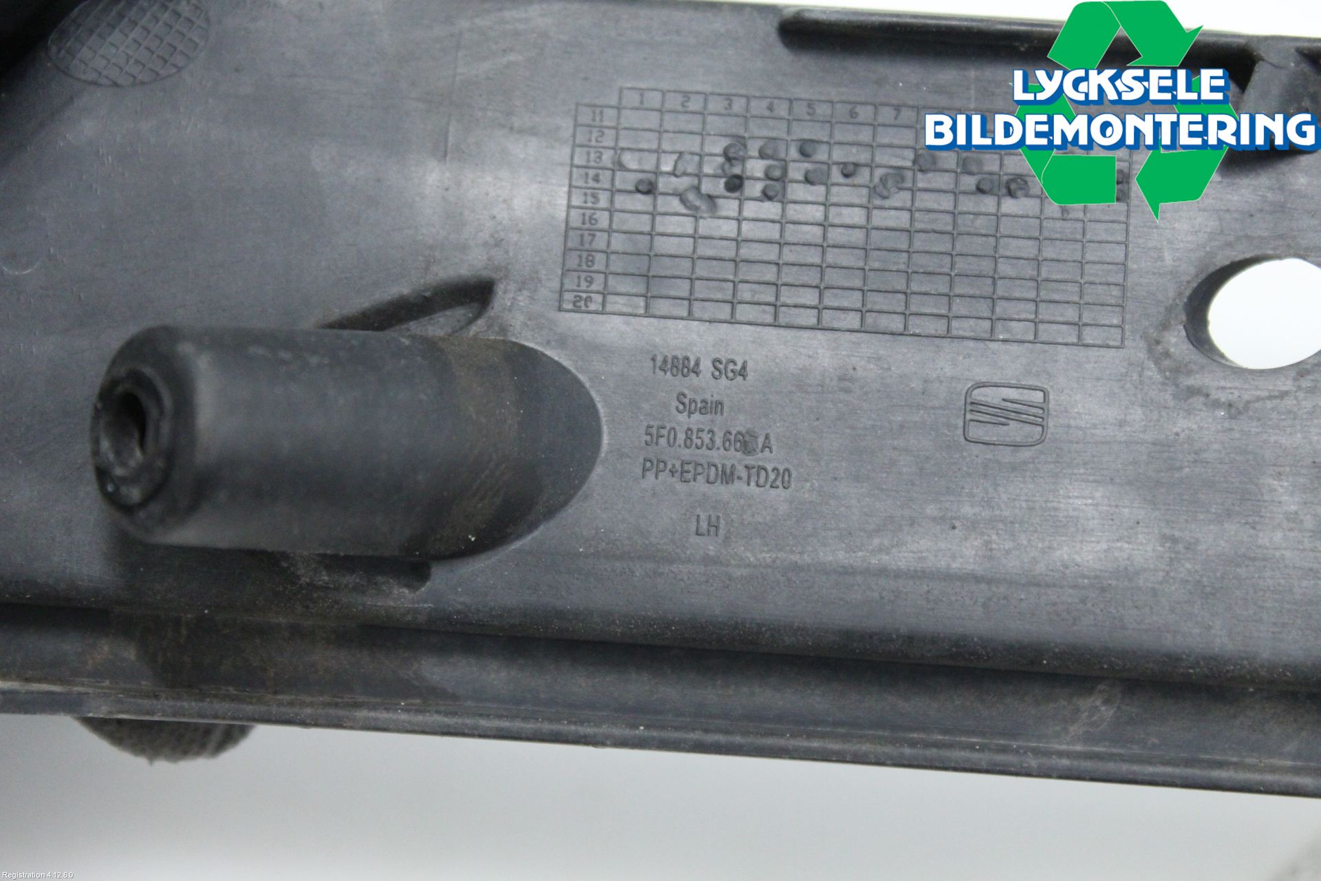 Seat LEON 13-20 Dimljussarg Fram