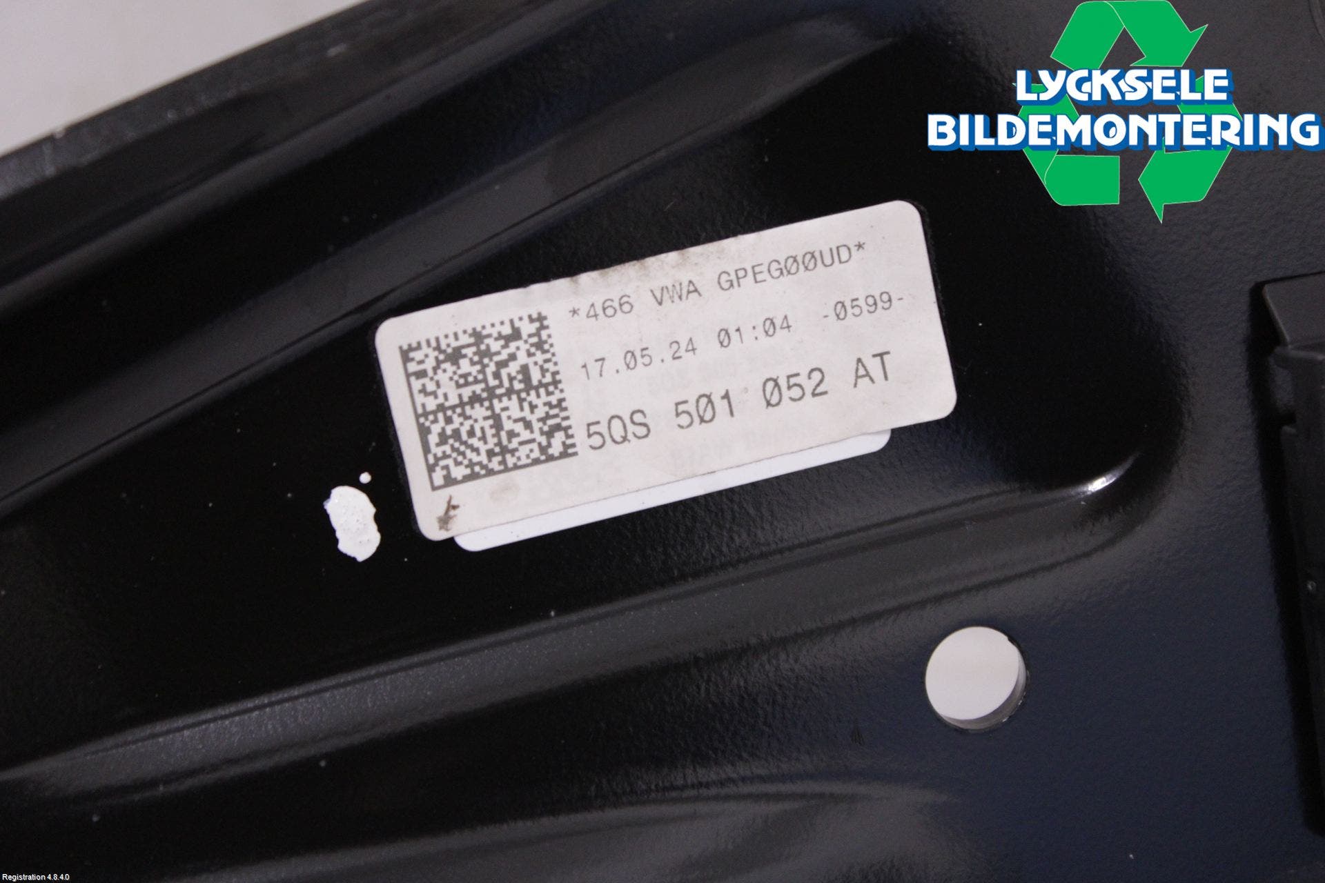 Alfa VW TIGUAN 24- Bärarm Bak Höger