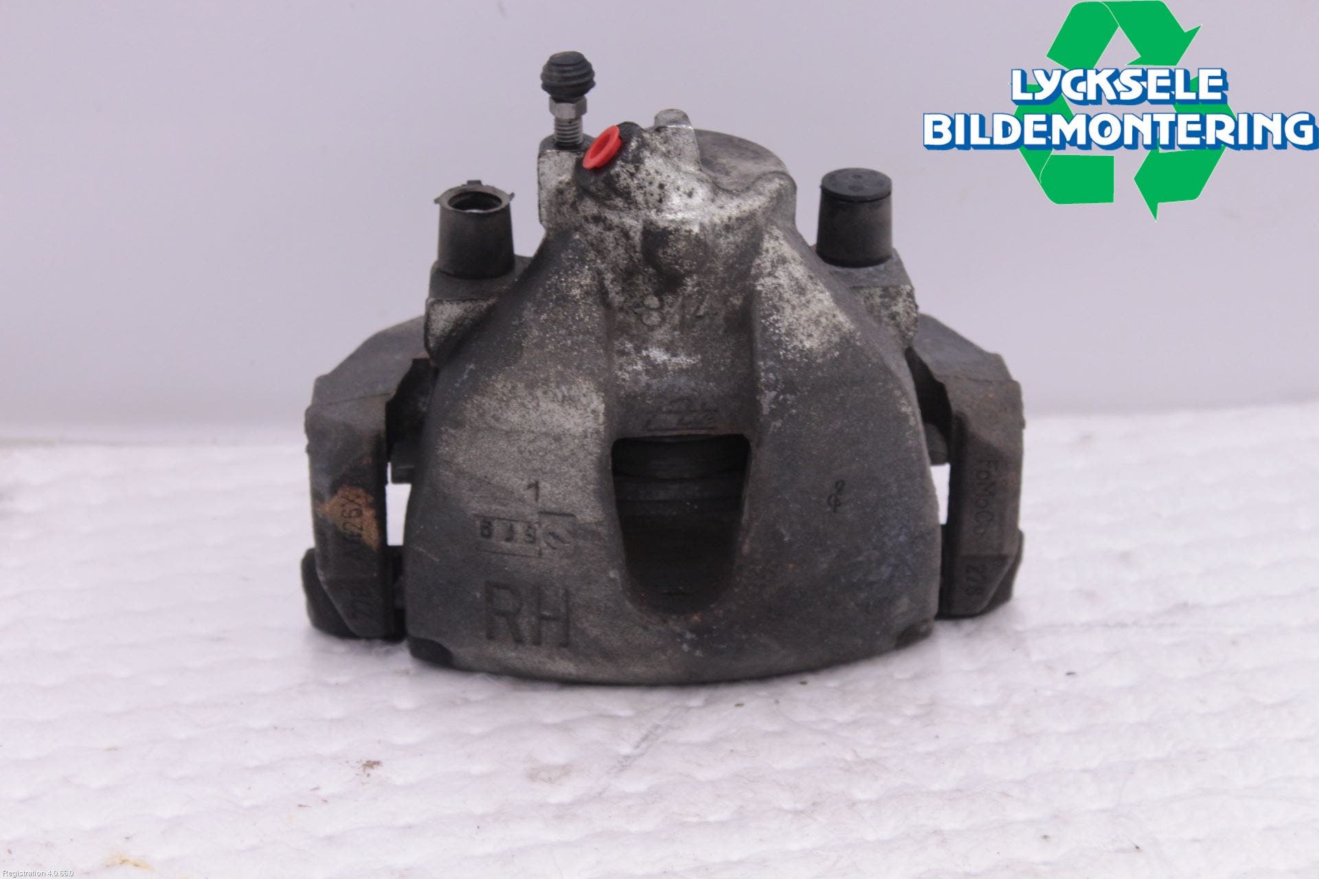 Ford FOCUS 15-18 Bromsok Fram Höger