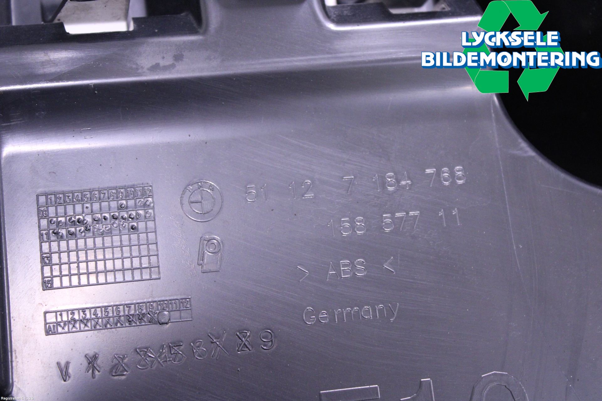 BMW 5 F10/F11/F18 09-17 Stötfångarfäste Bak Hö