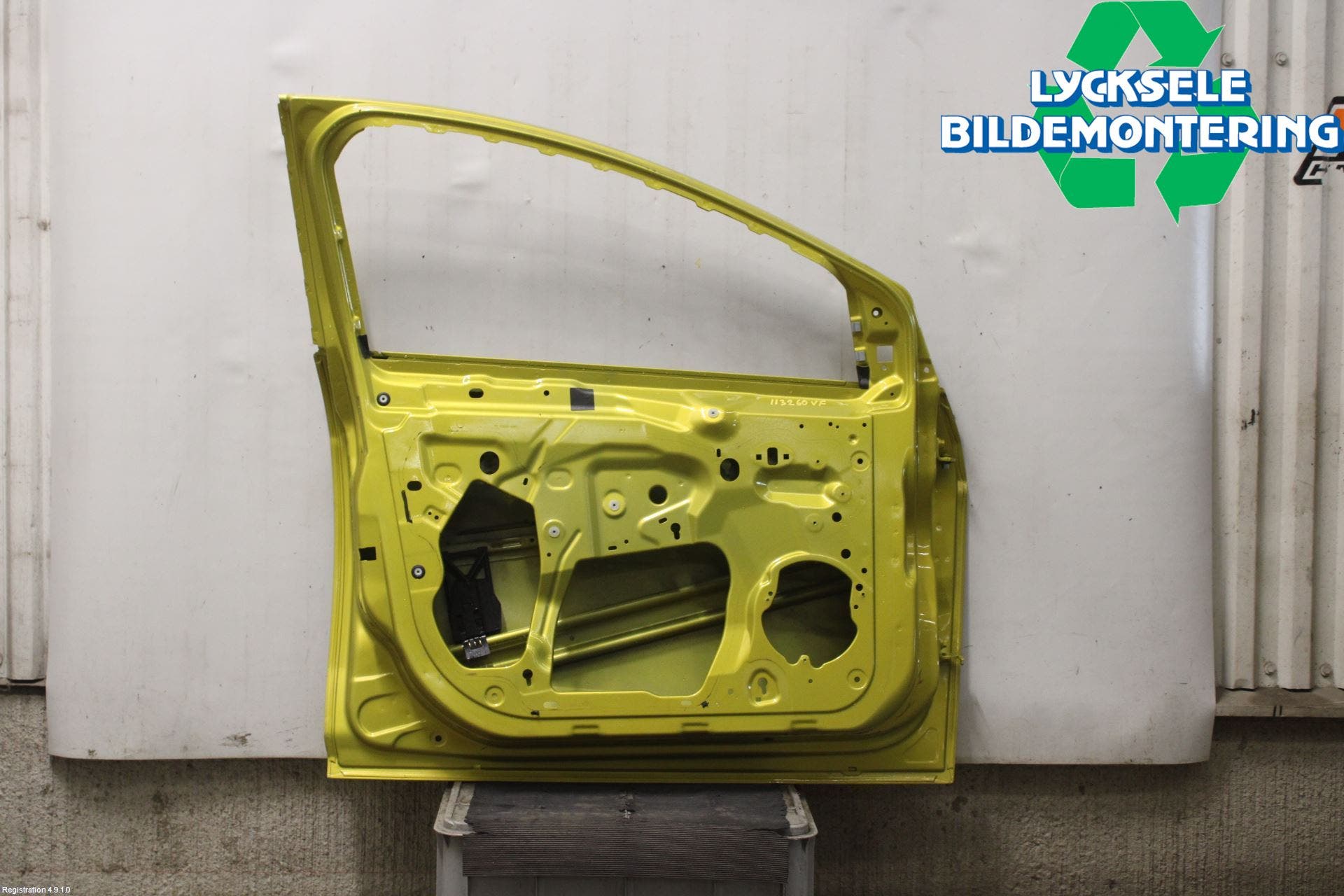 Ford FOCUS 11-14 Dörr Fram Vänster