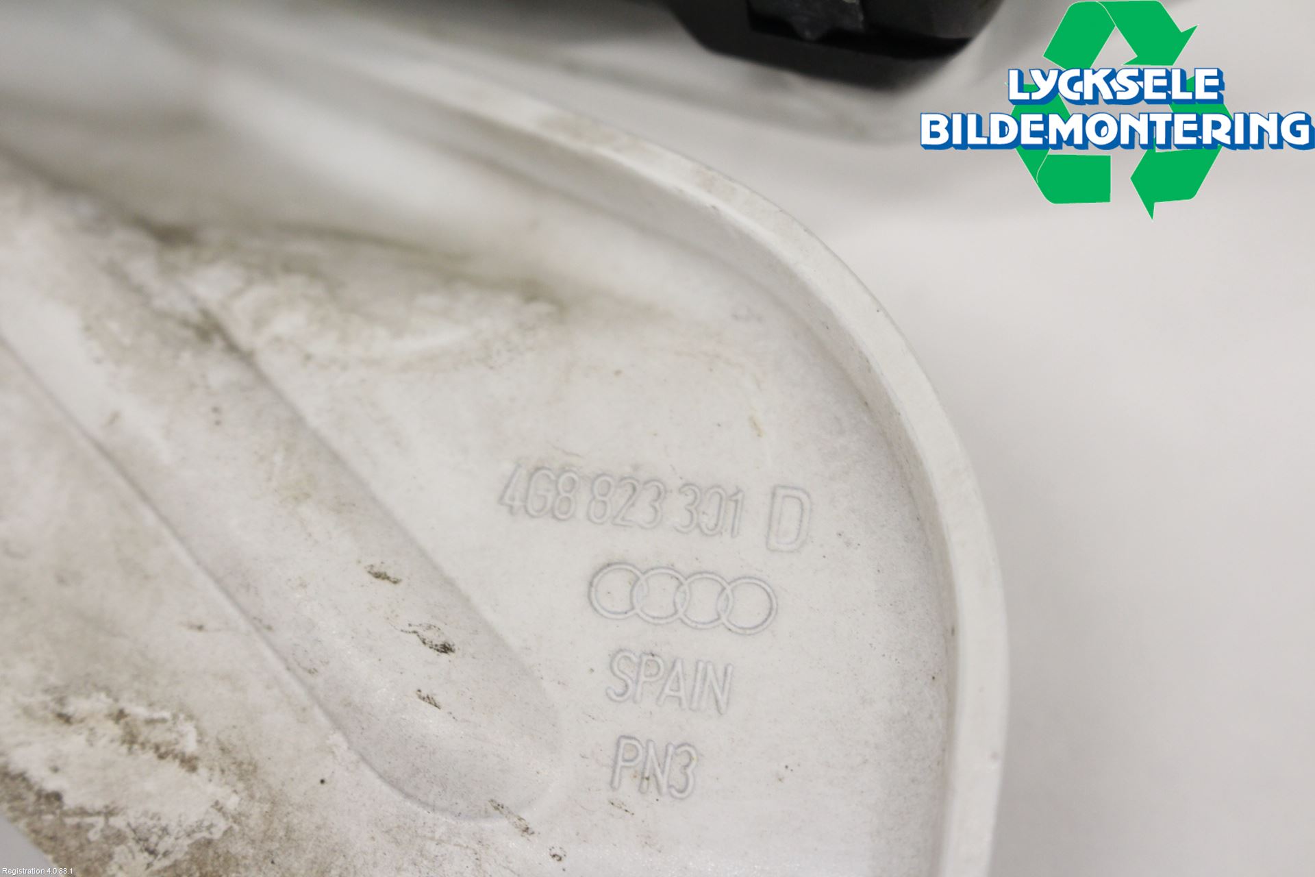 Audi A6/S6 4G 11-18 Huvgångjärn