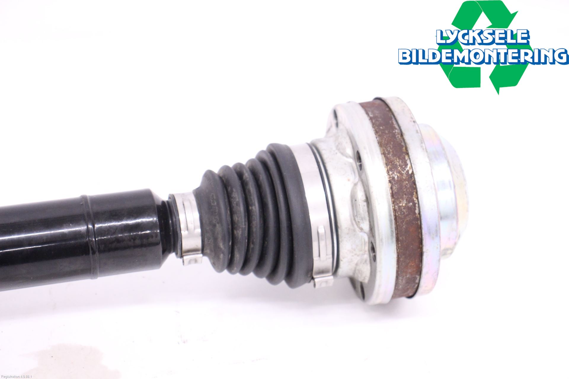 Volkswagen VW TIGUAN 16-24 Drivaxel Fram Höger
