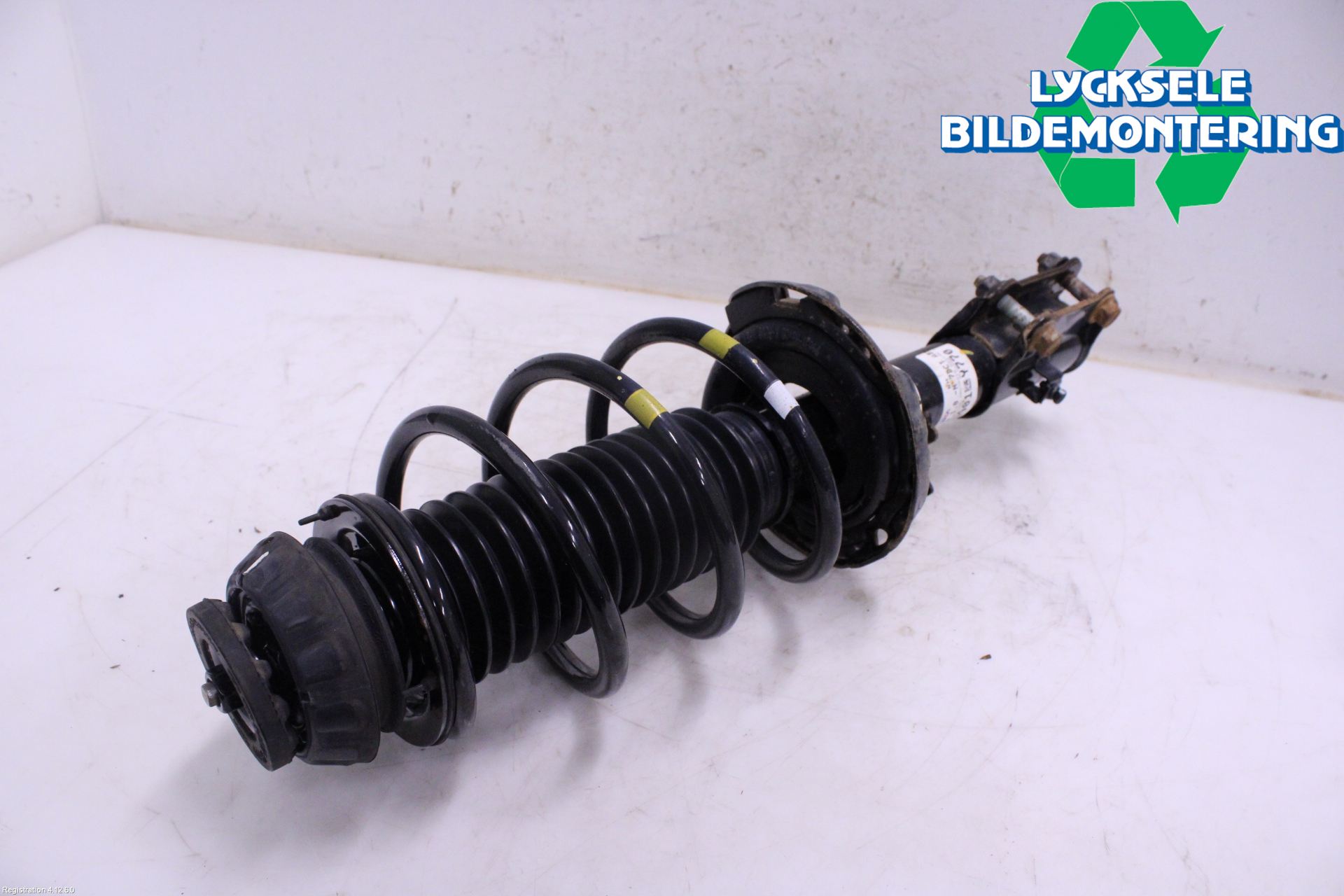 Kia STONIC 18->> Fjäderben Fram Höger