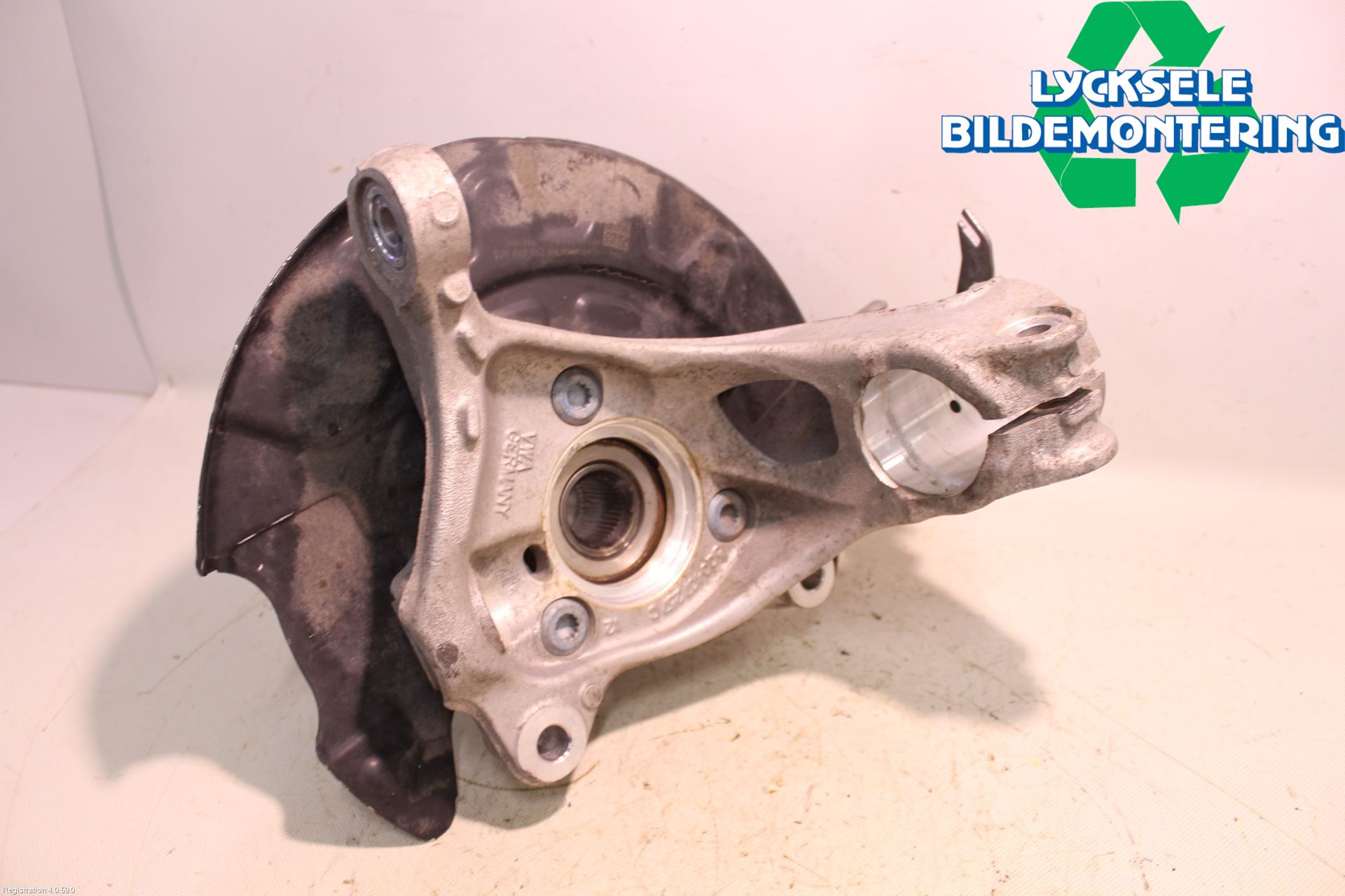 Skoda KAROQ 18- Styrspindel Lagerhus Vä