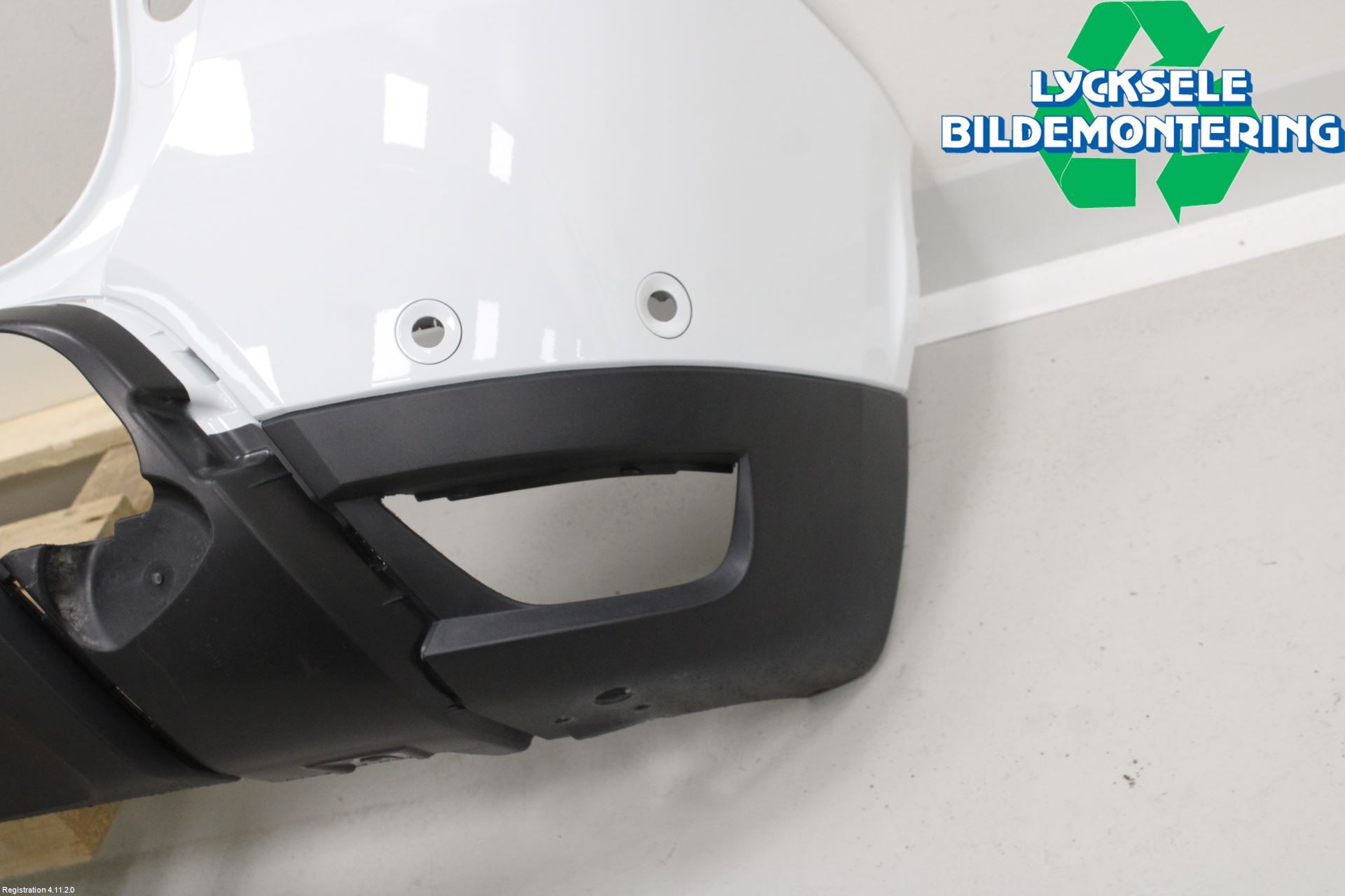 Dacia DUSTER 18-24 Stötfångarbeklädnad Bak