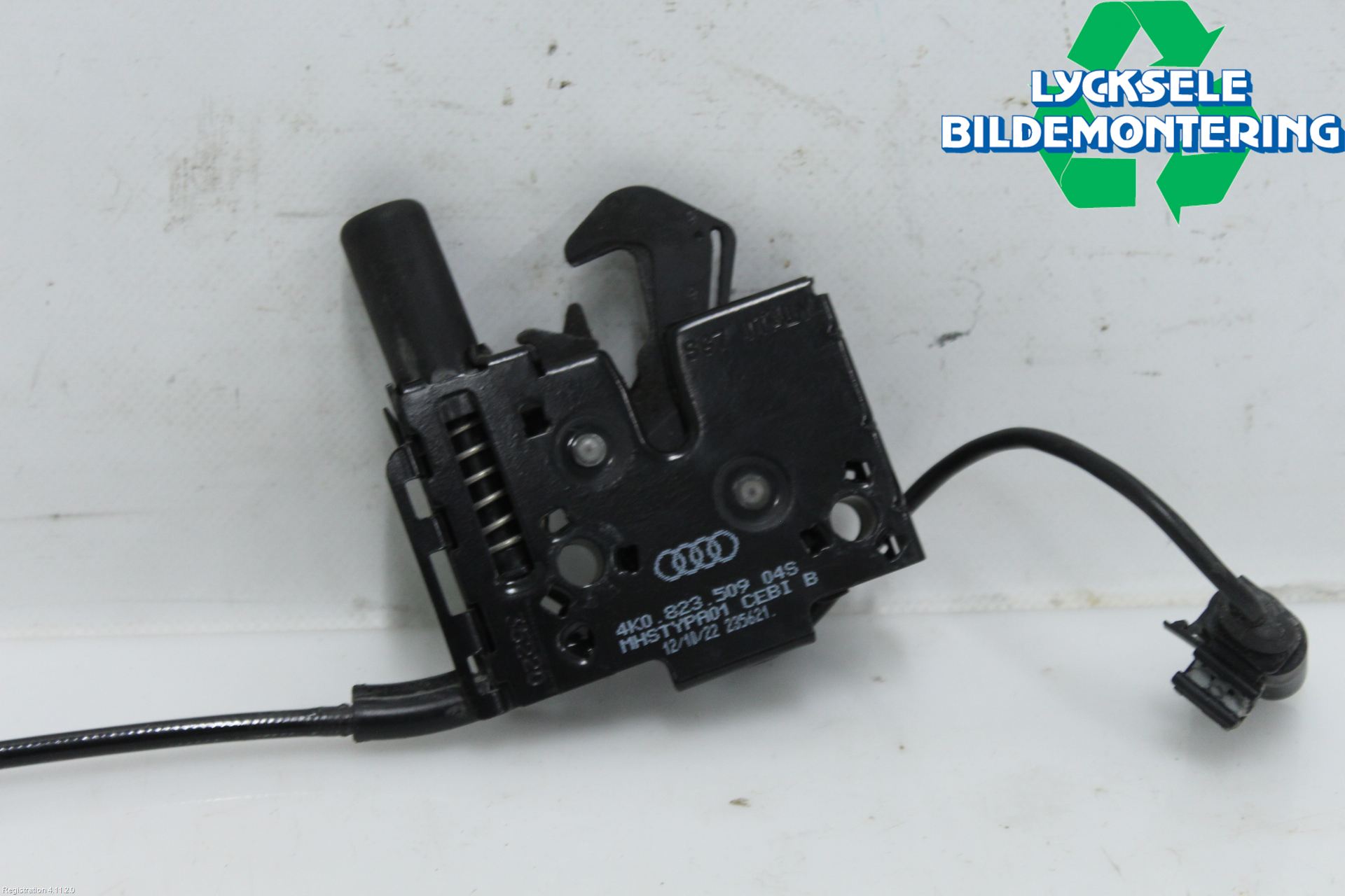 Volkswagen VW GOLF / E-GOLF VIII 20- Huvlås