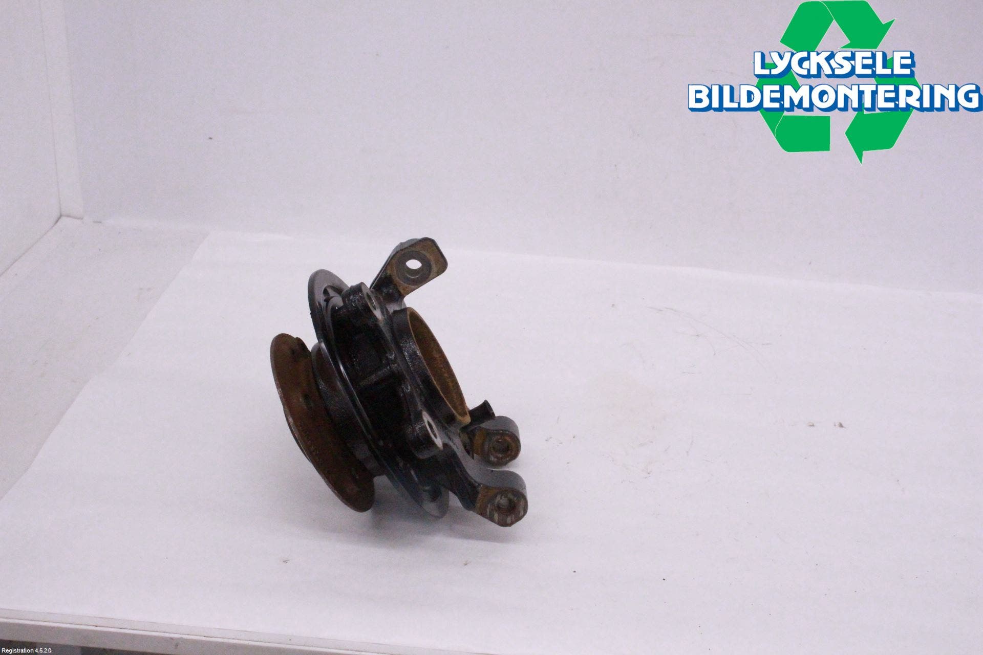 Mercedes-Benz MB VITO/V-KLASS (W640,W447,W448) 14- Hjullagerhus-Spindel Vä B