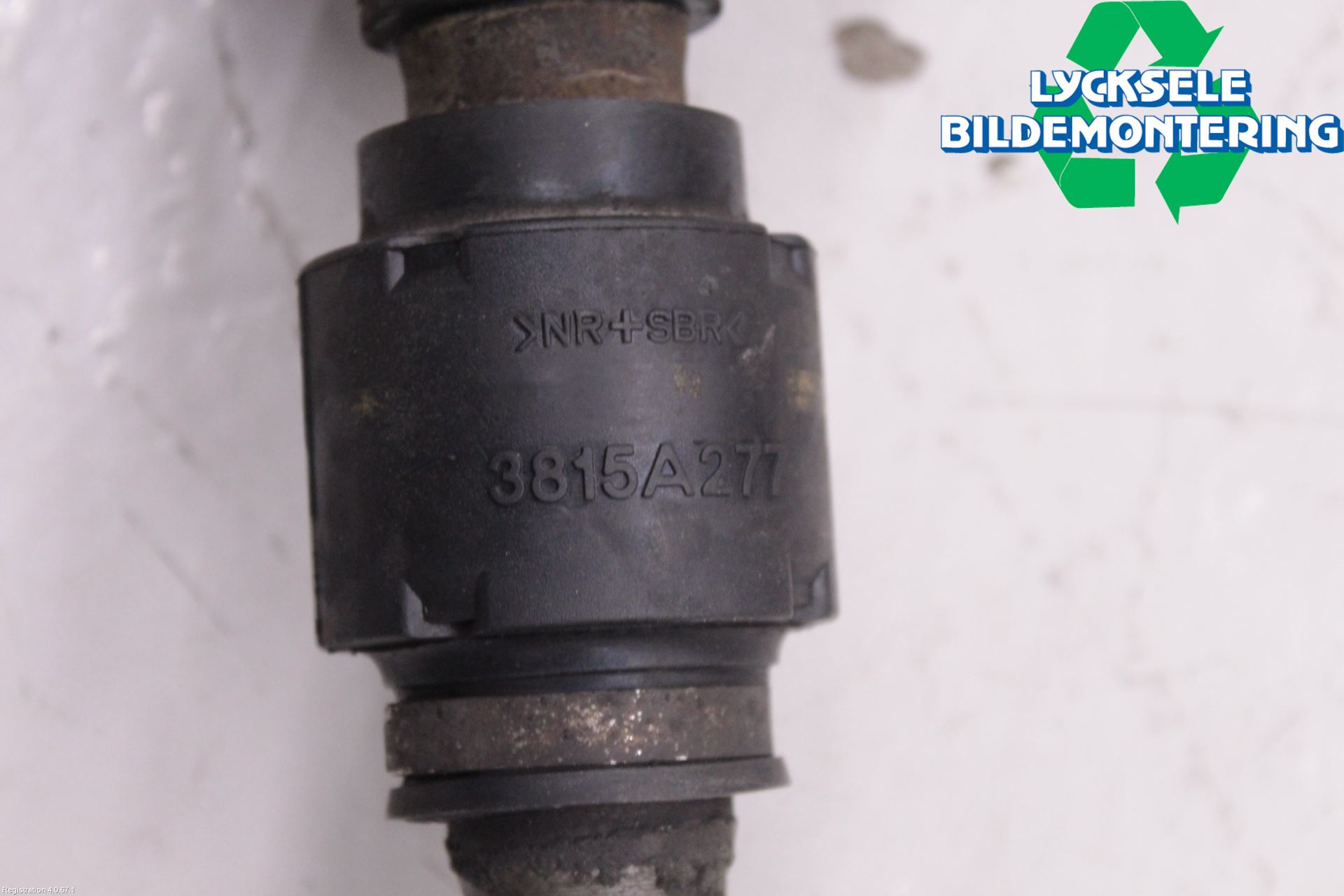 Mitsubishi OUTLANDER 07-12 Drivaxel Fram Vänster
