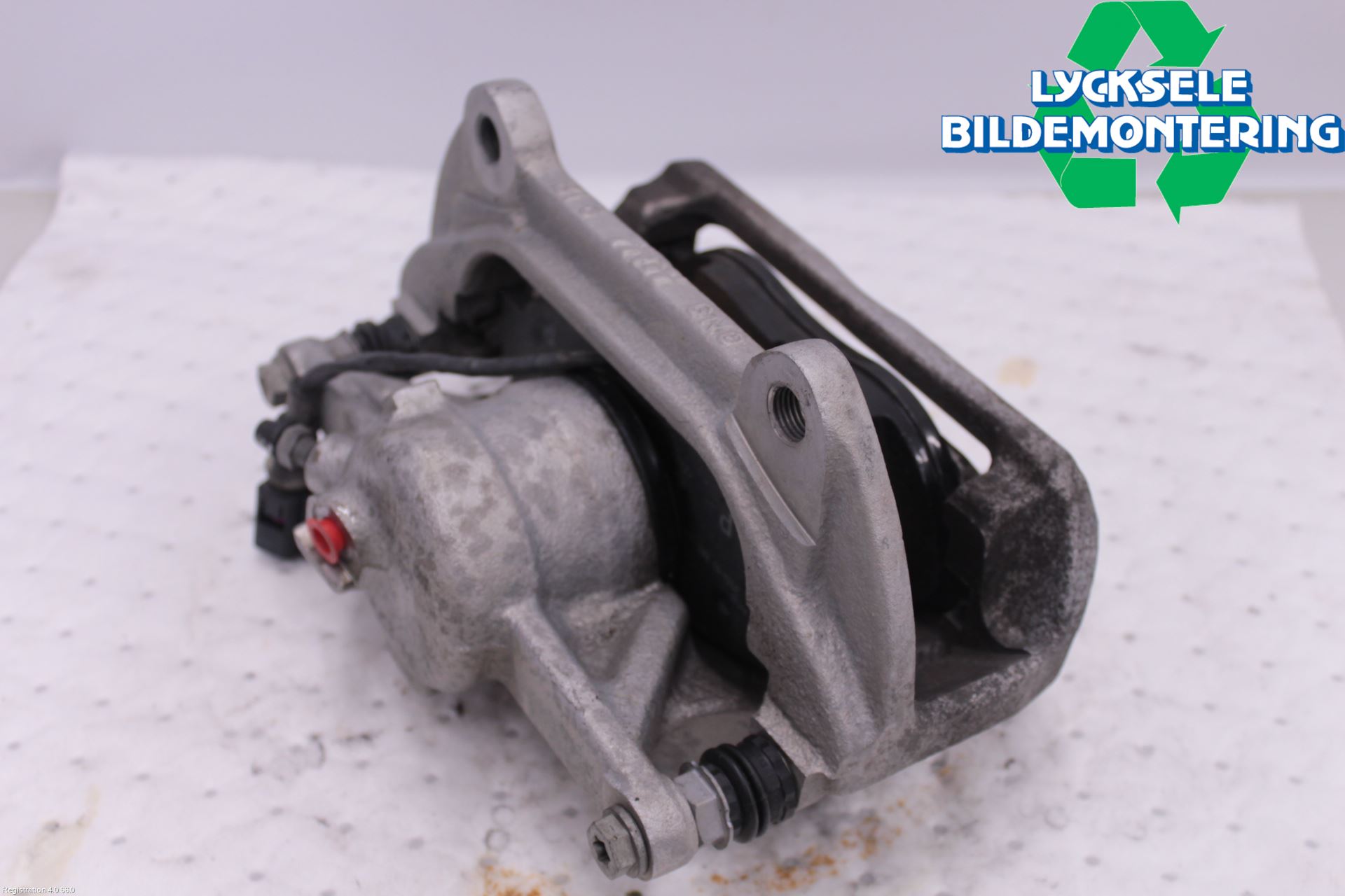 Volkswagen VW TIGUAN 16-24 Bromsok Fram Höger