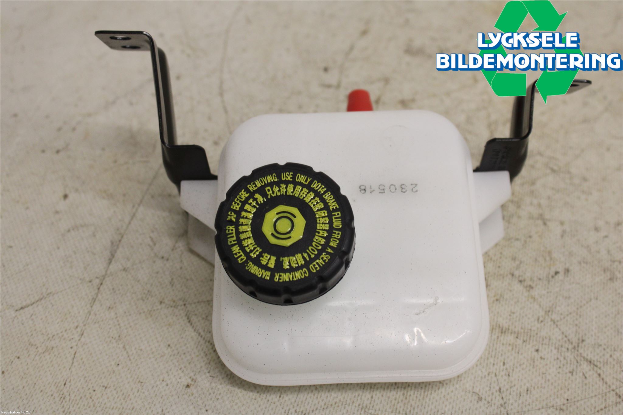 BYD ATTO 22- Bromsvätskebehållare