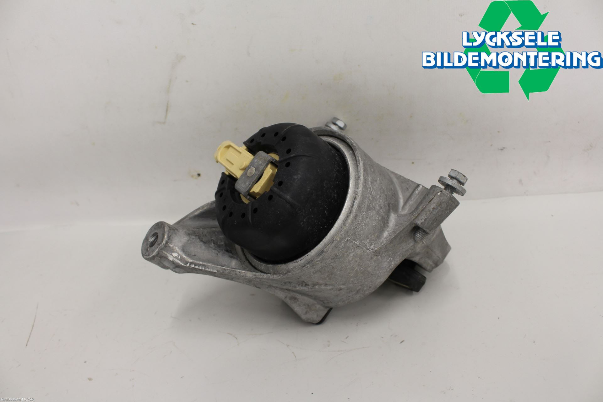 Audi A5 17- Motorfäste