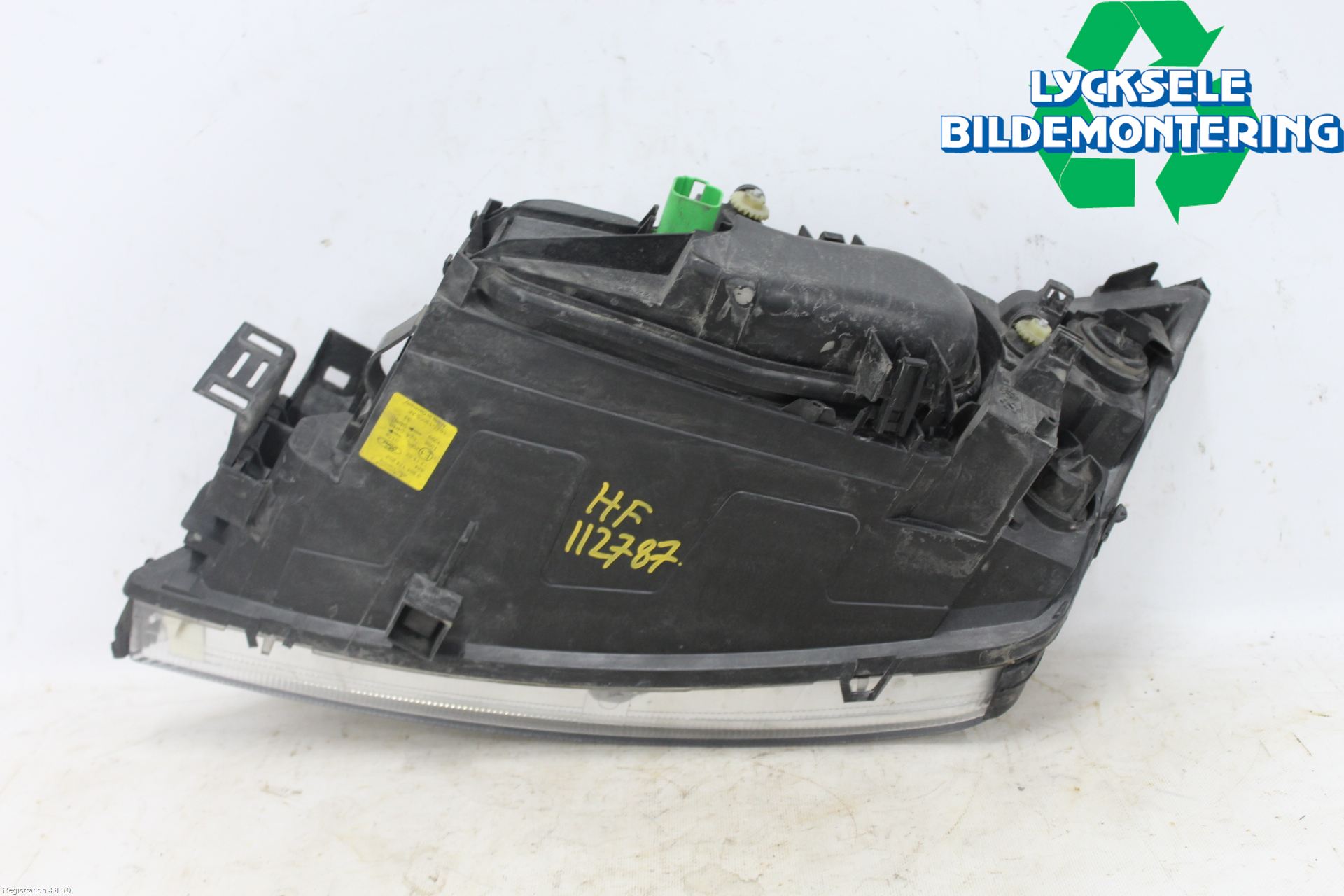 Ford MONDEO     01-06 Strålkastare Höger