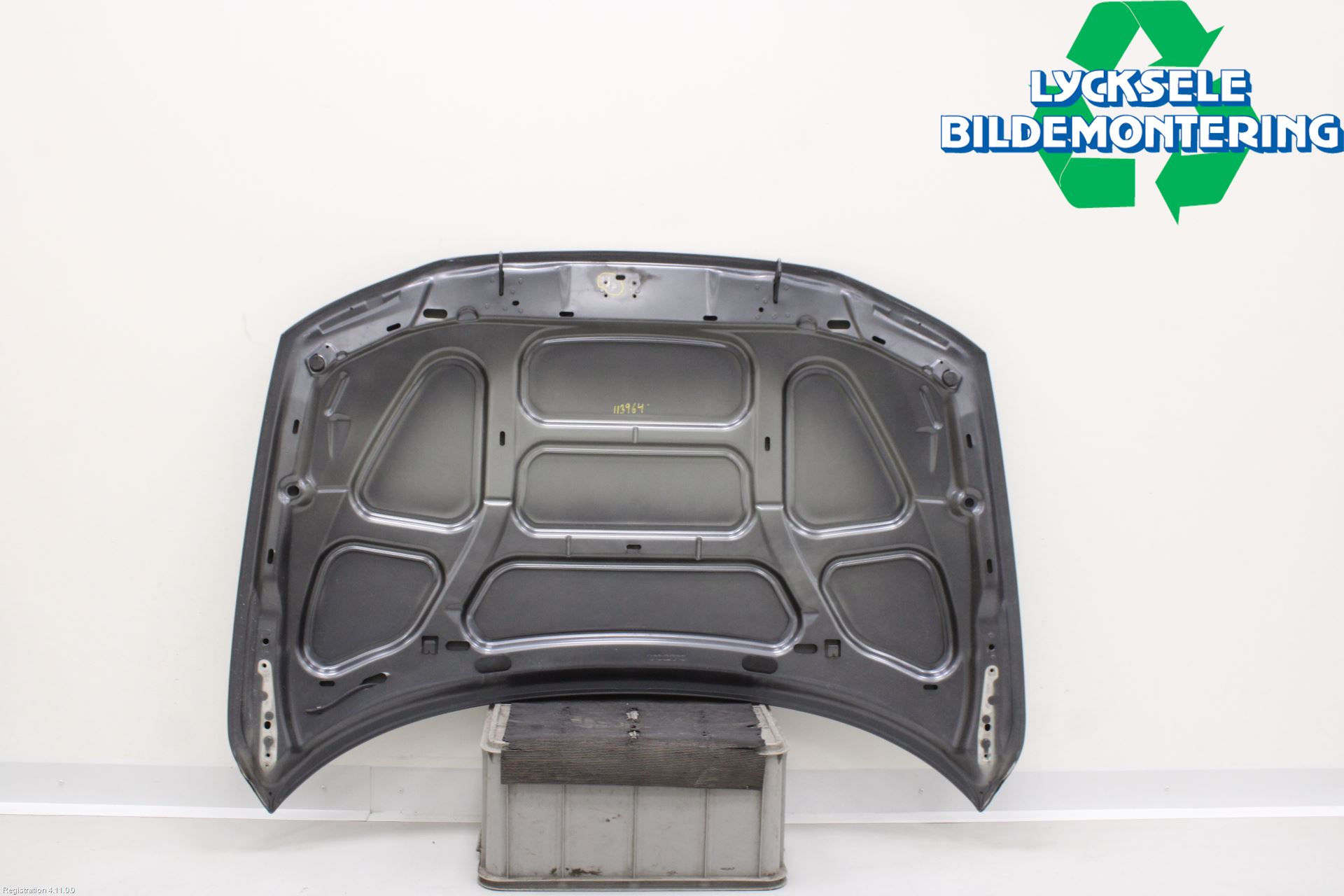 Volvo V70 05-08 Huv Fram