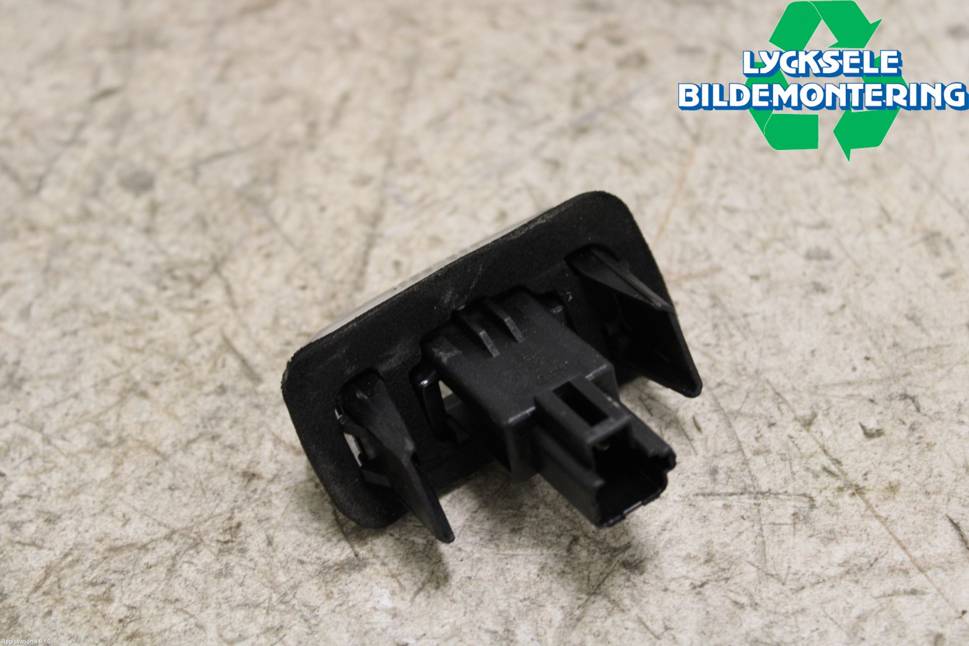 Toyota AURIS 13-19 Skylt Belysning